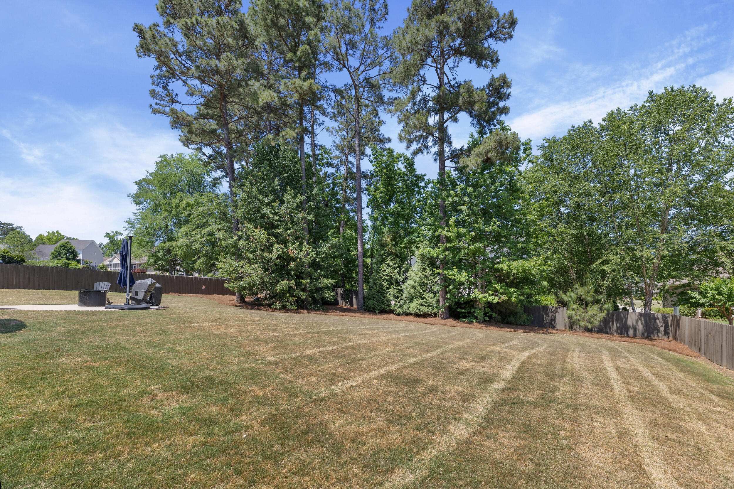 2512 Laurel Drive