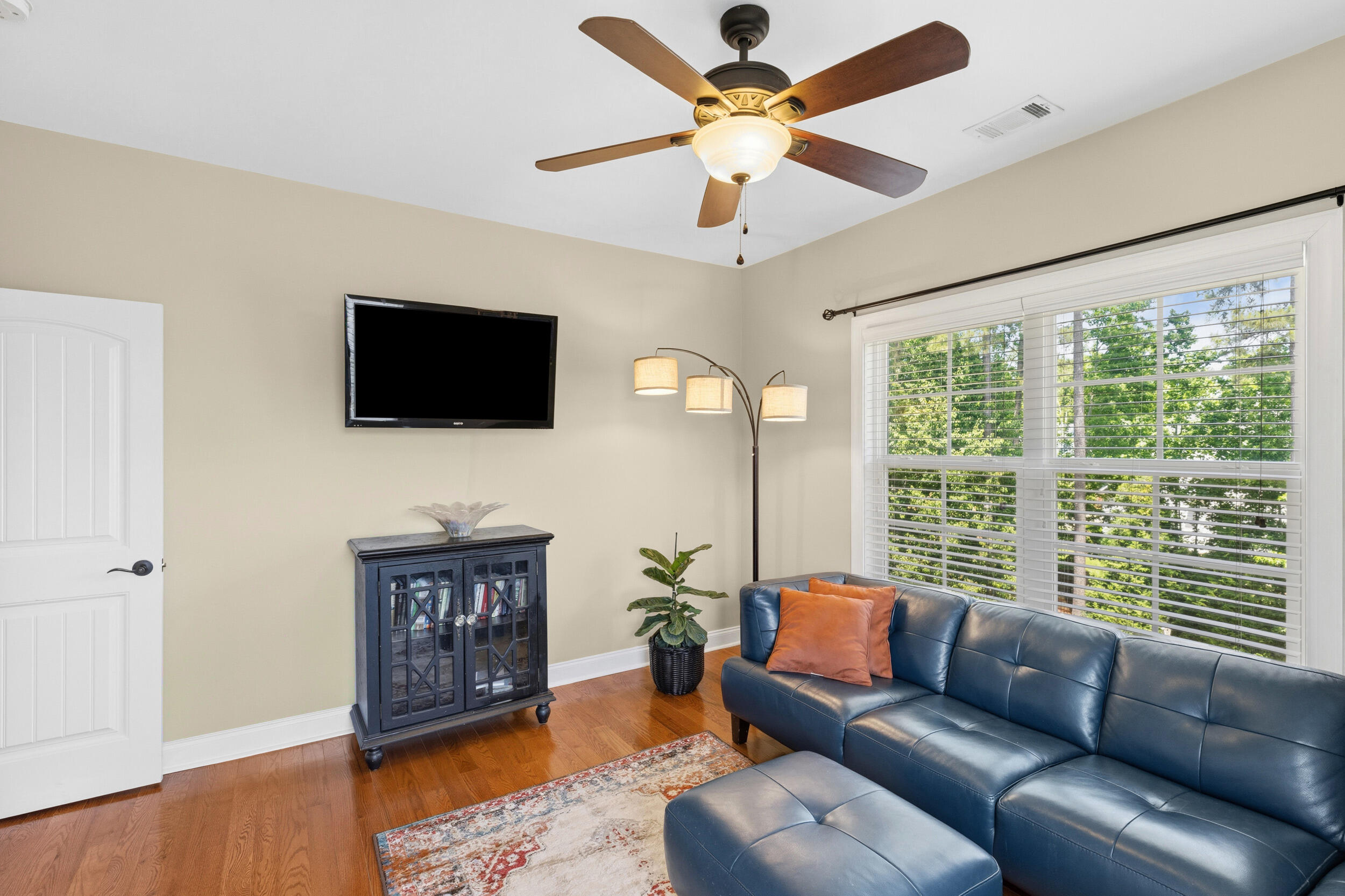 2512 Laurel Drive