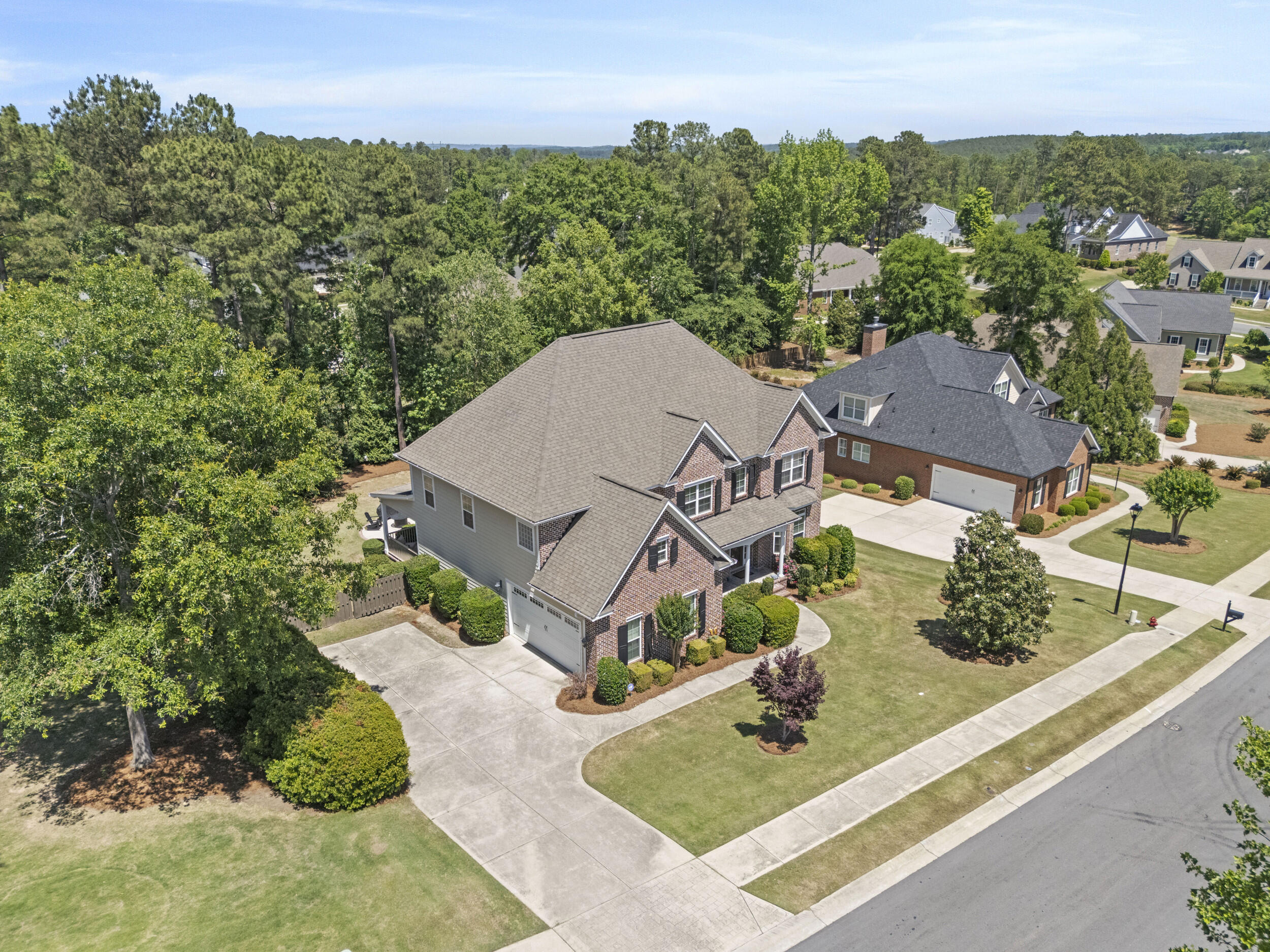 2512 Laurel Drive