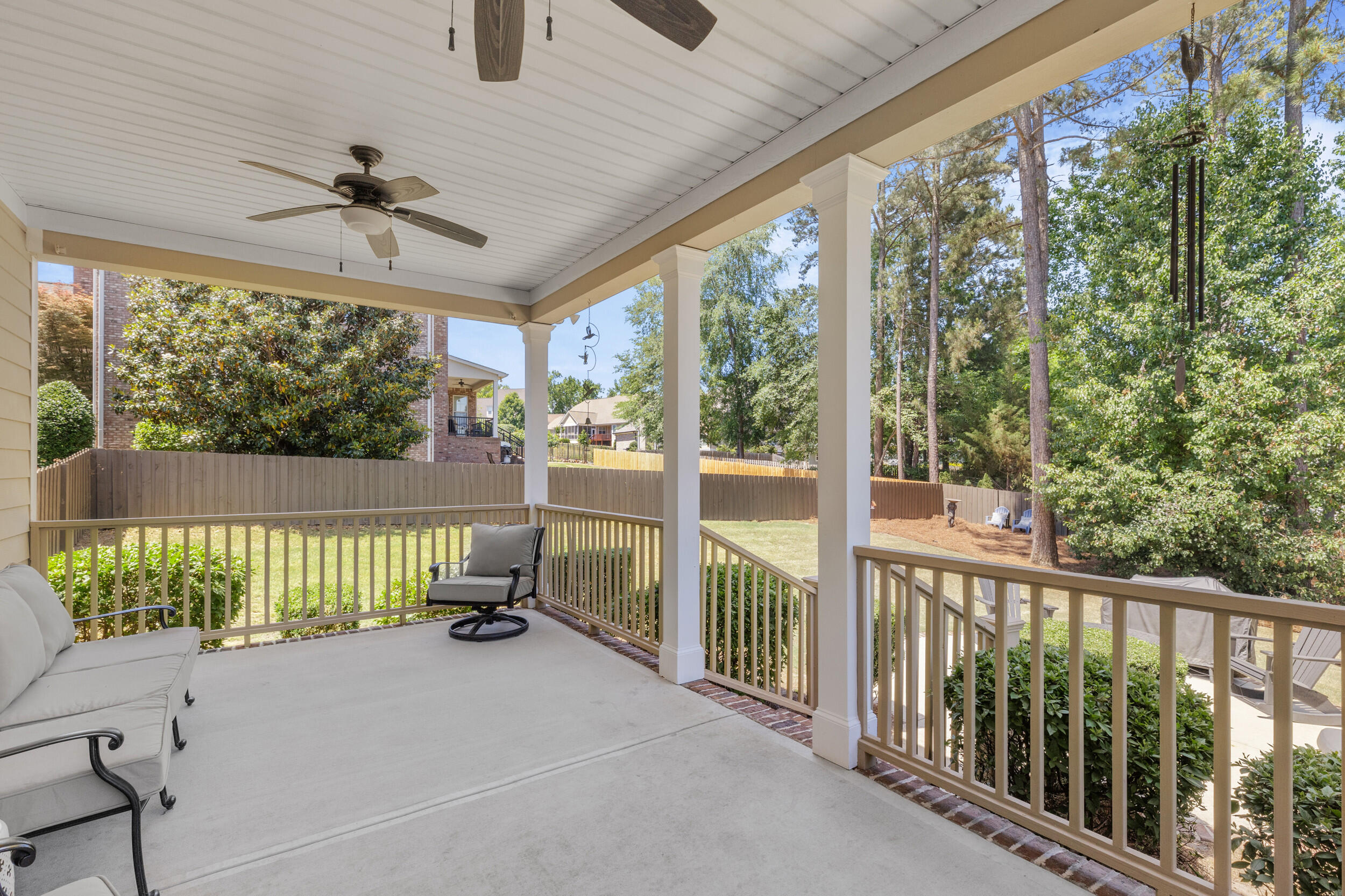 2512 Laurel Drive