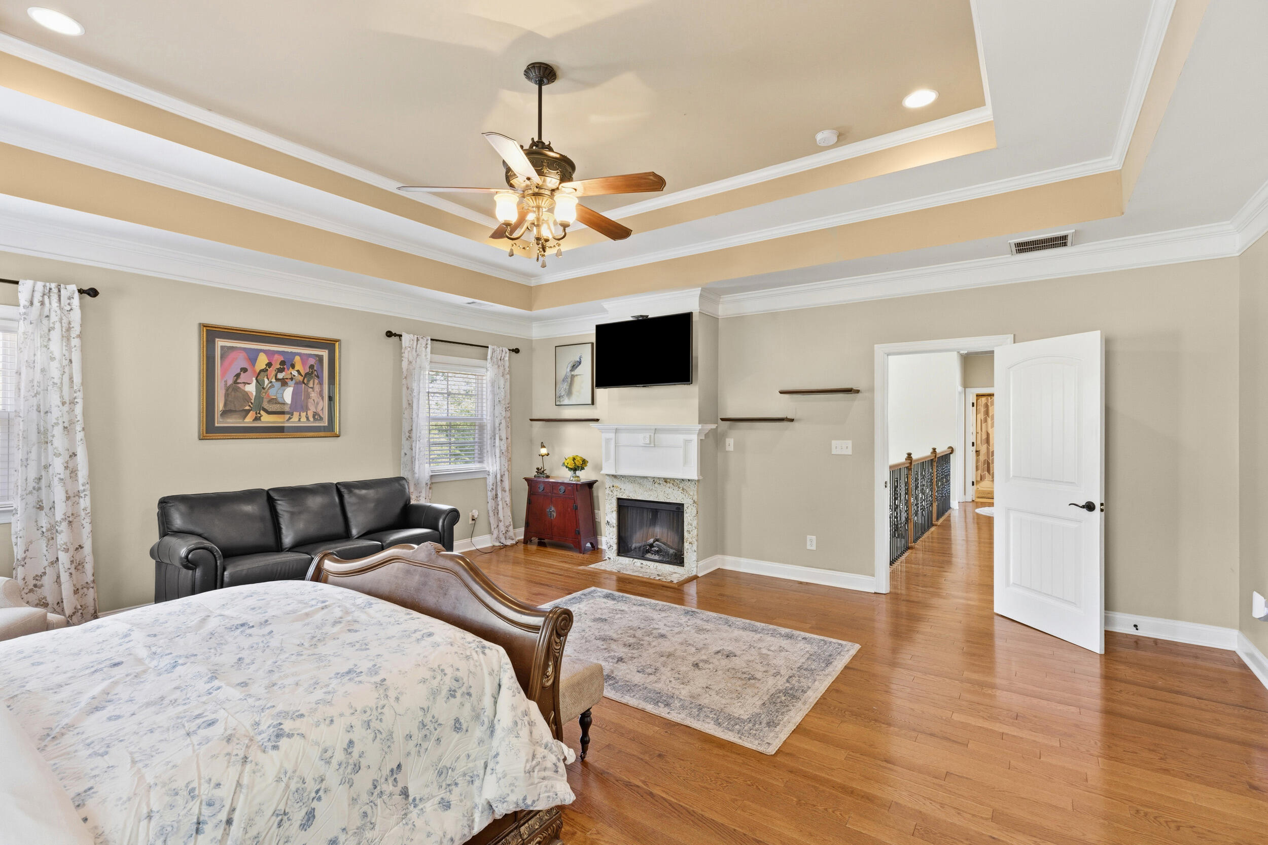 2512 Laurel Drive