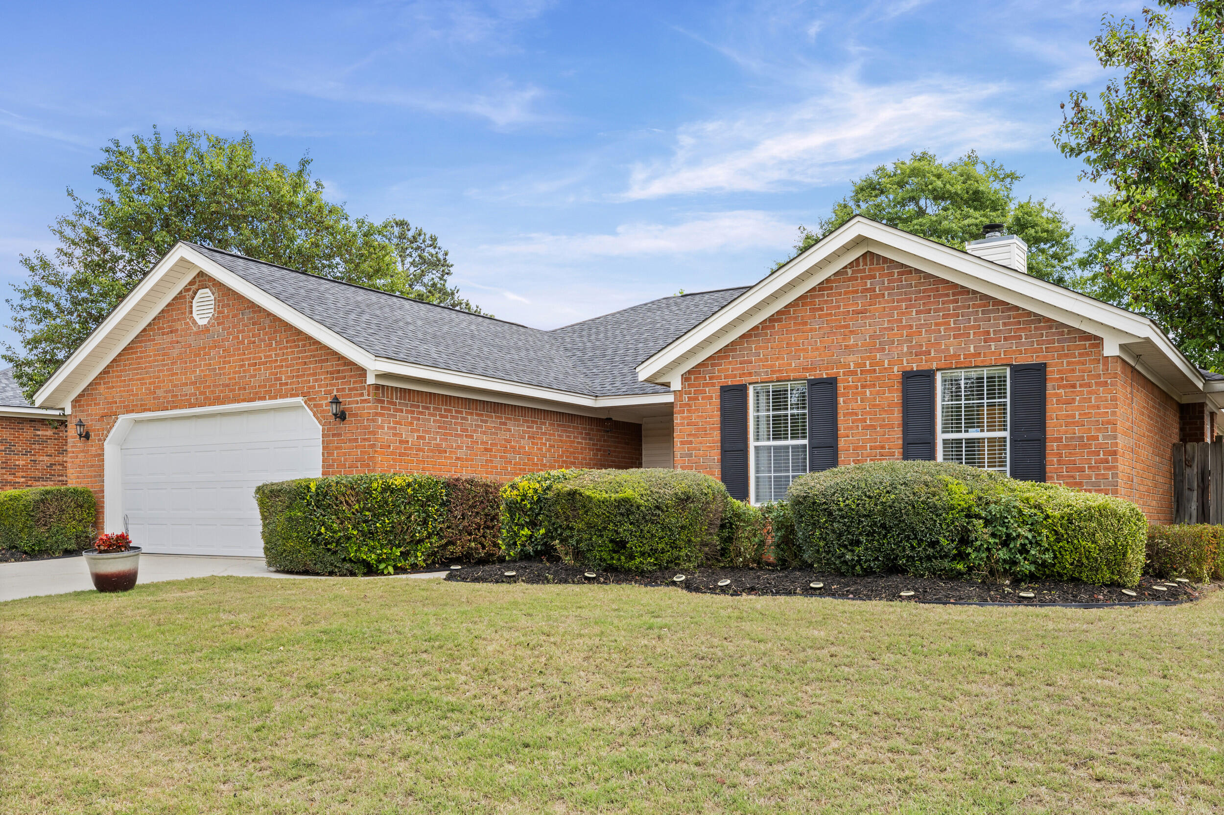 814 Stoneview Drive