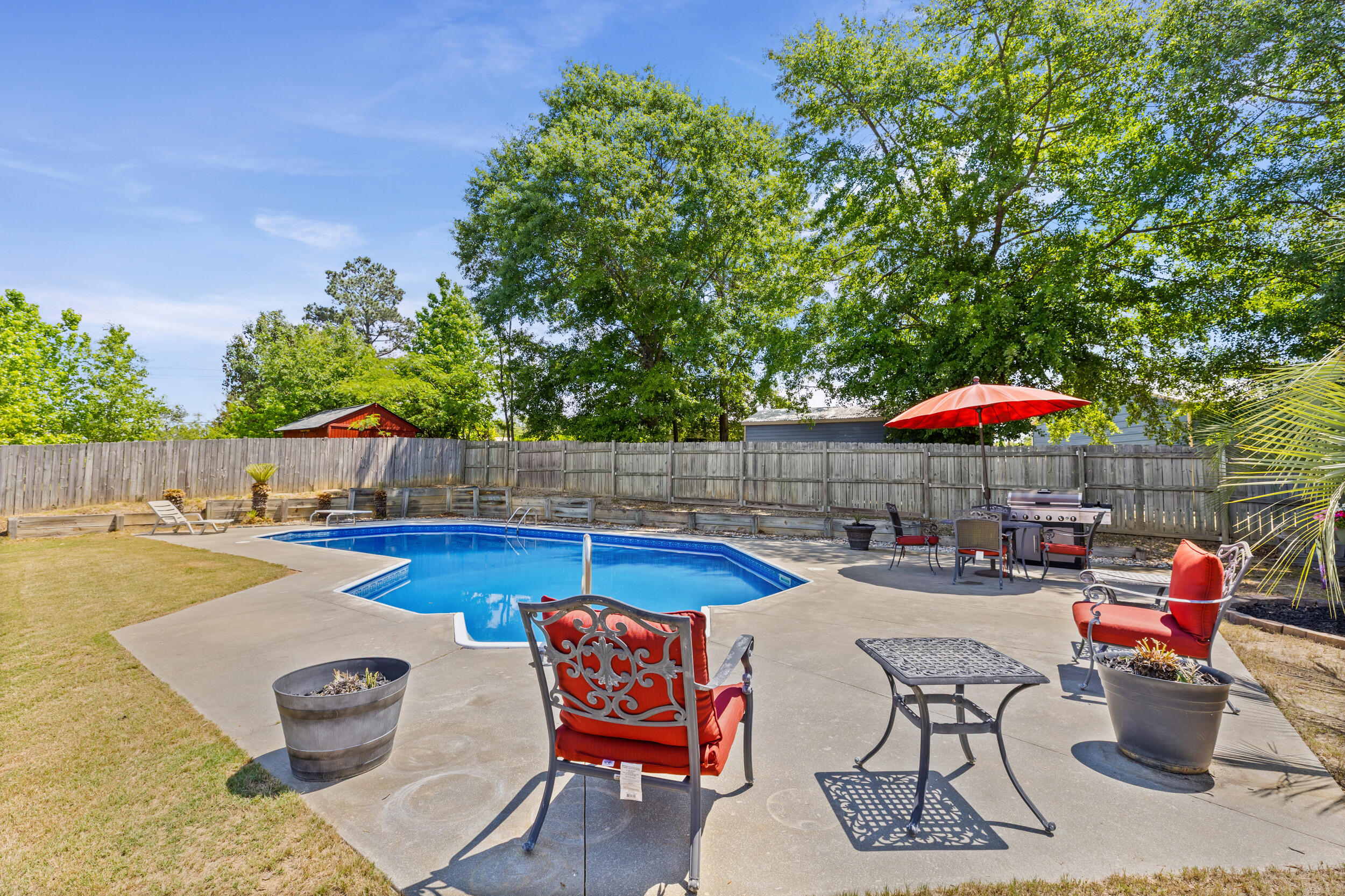 814 Stoneview Drive