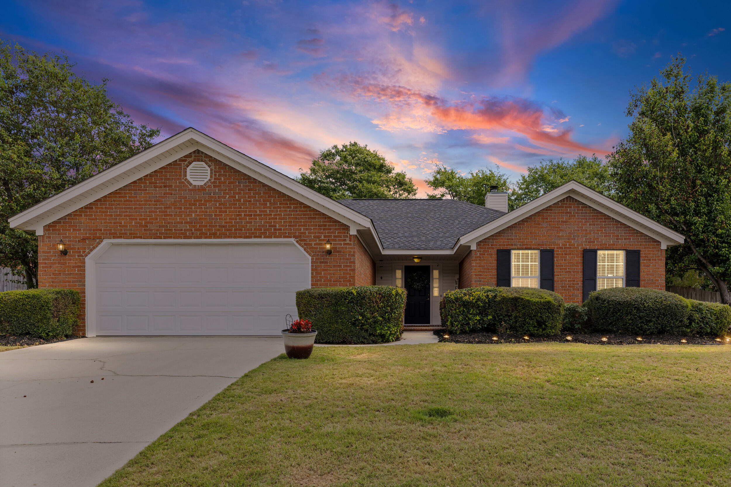 814 Stoneview Drive