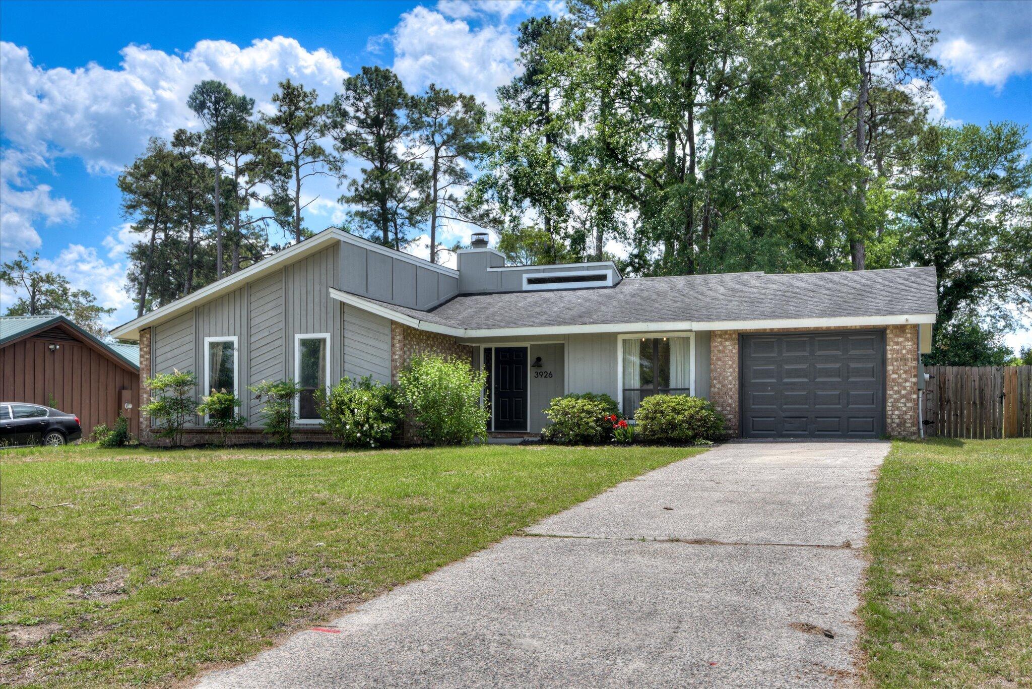 3926 Creekwood Lane