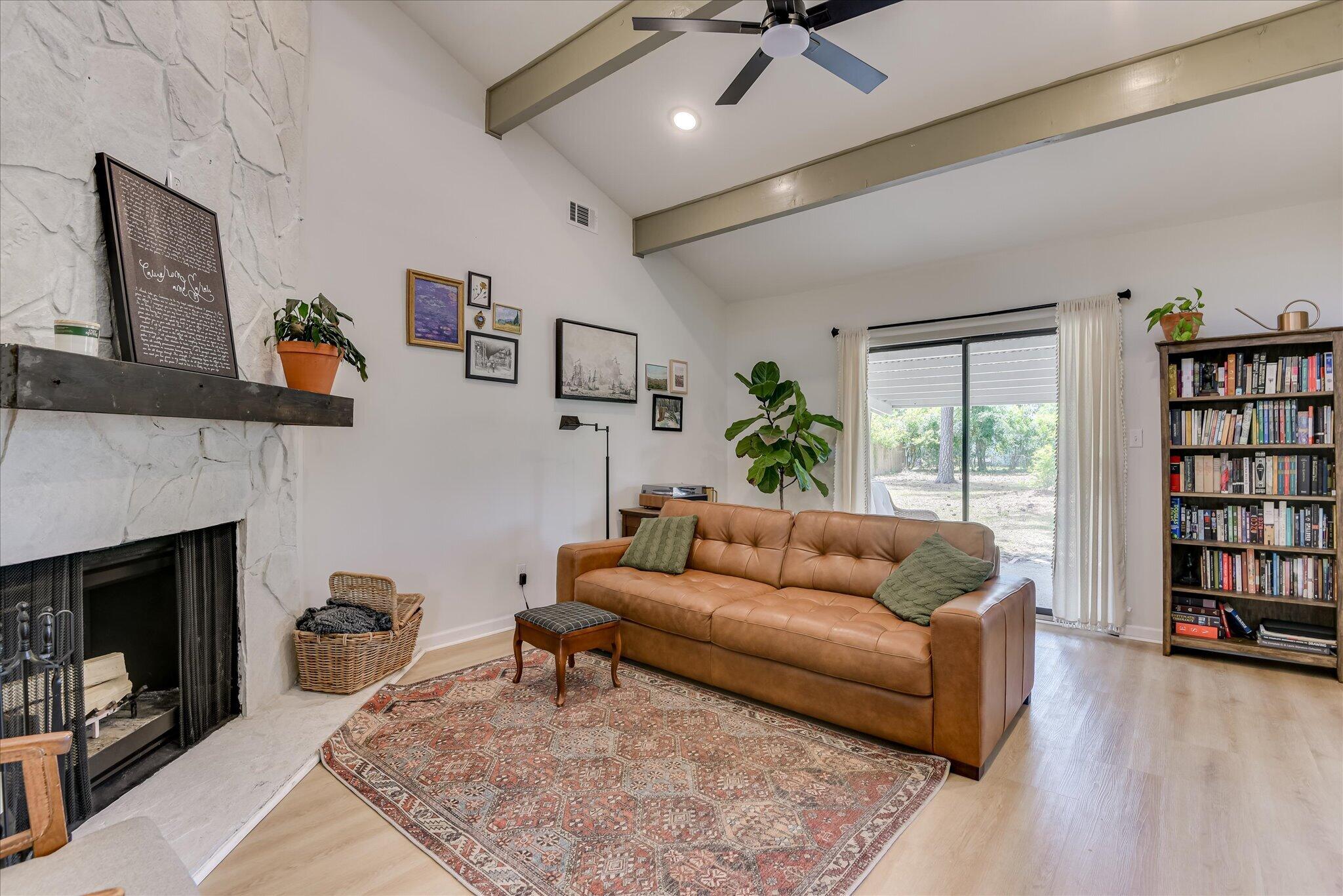 3926 Creekwood Lane