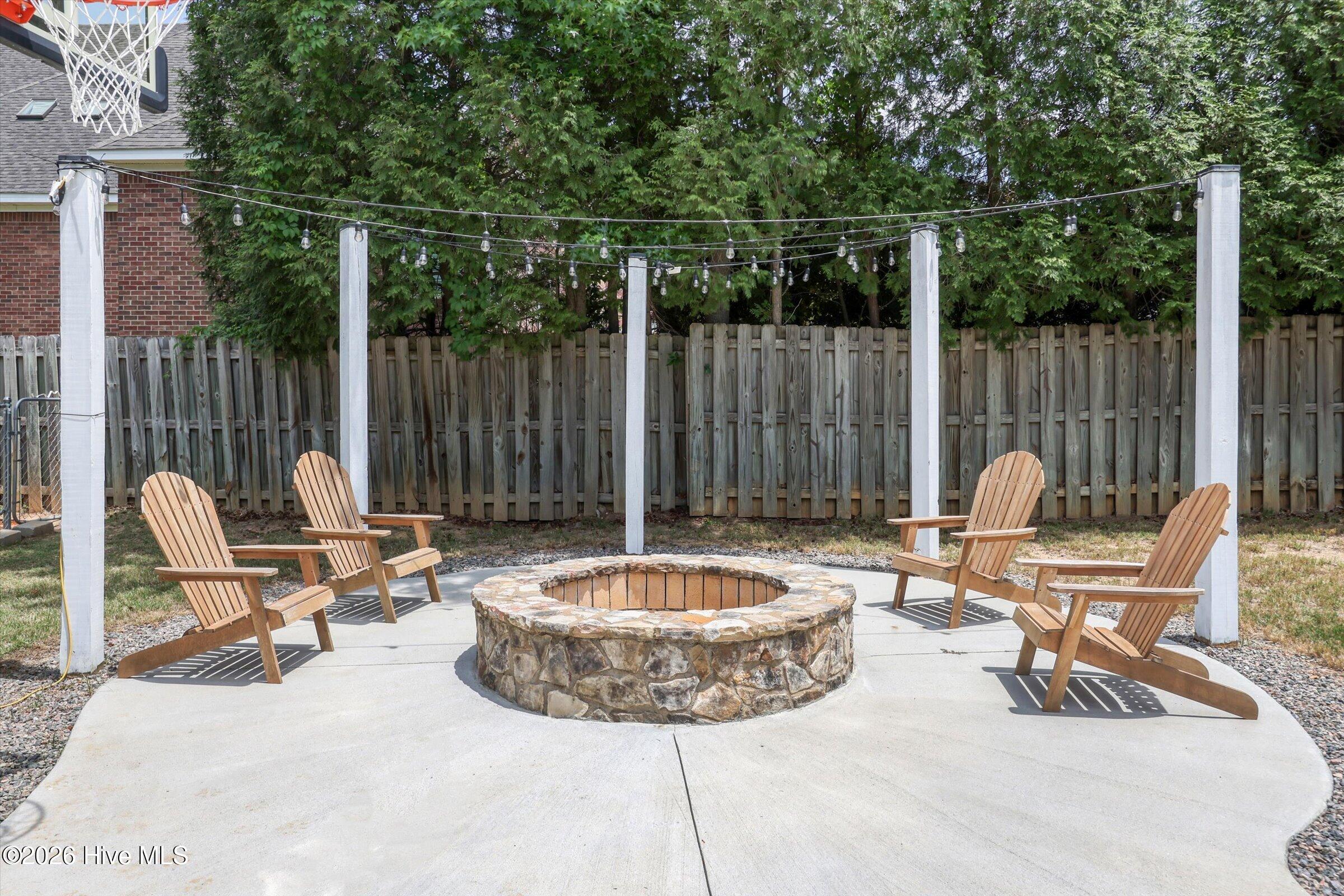 3483 Greenway Drive