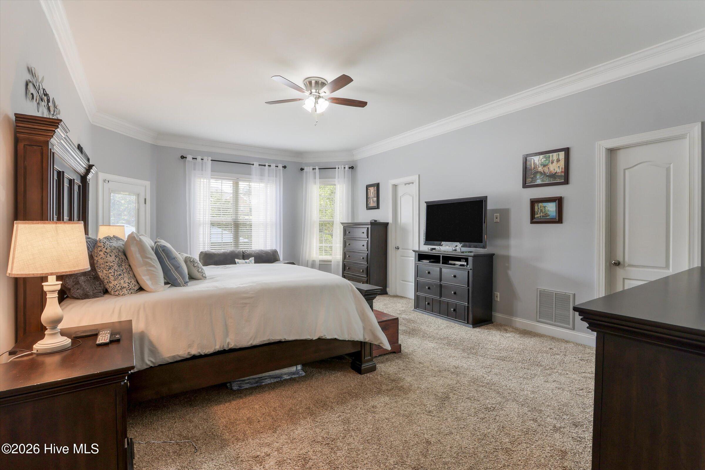 3483 Greenway Drive