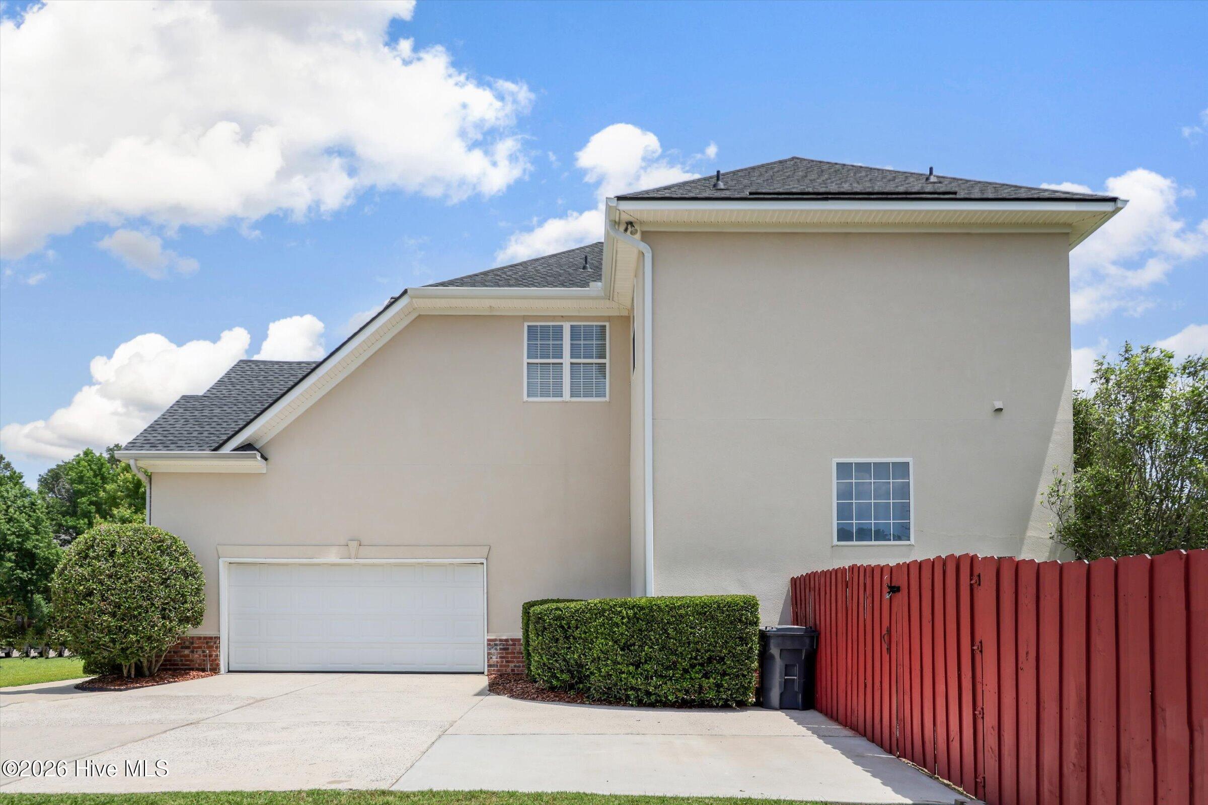 3483 Greenway Drive