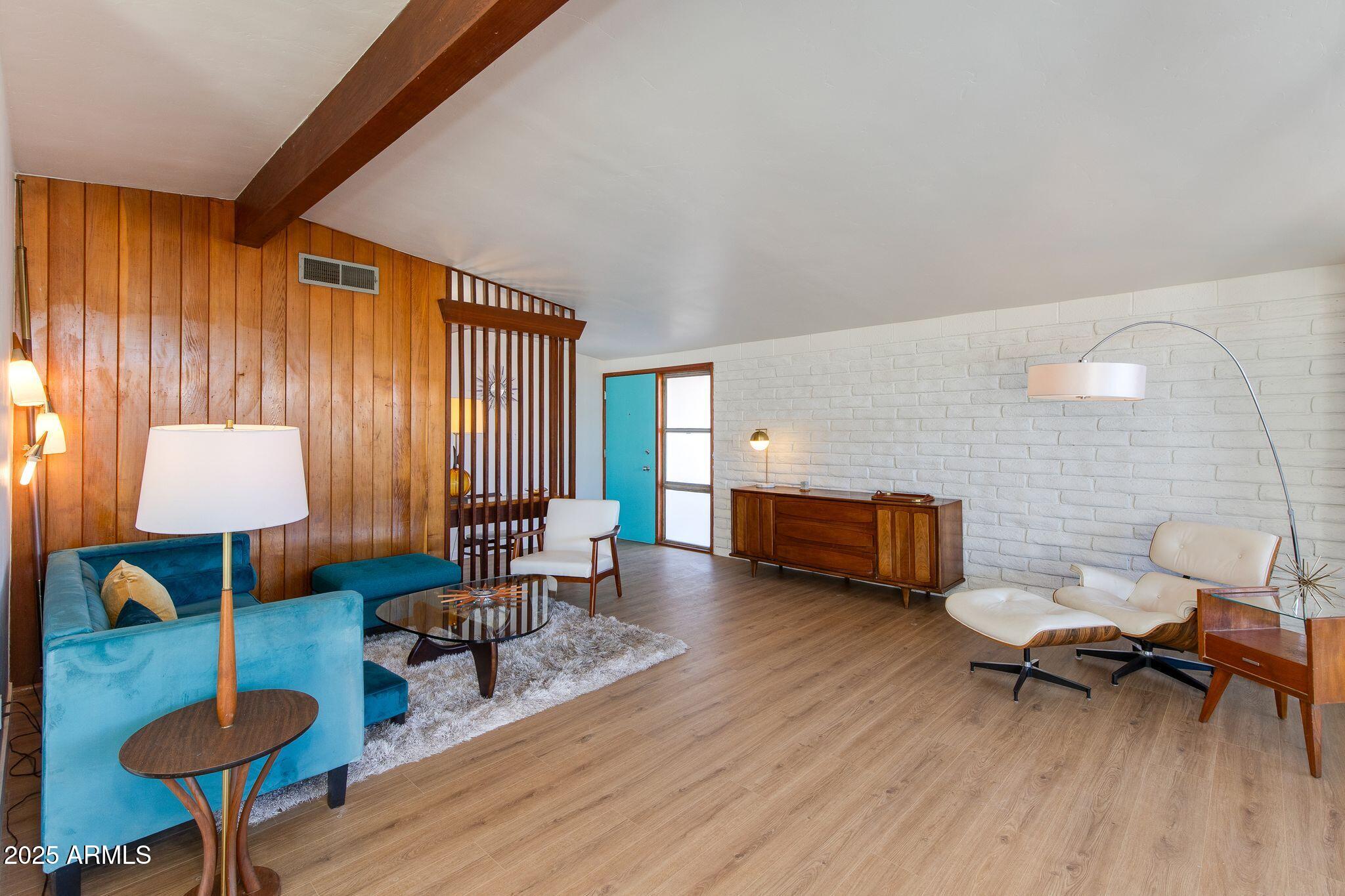 421 N EVERGREEN Street