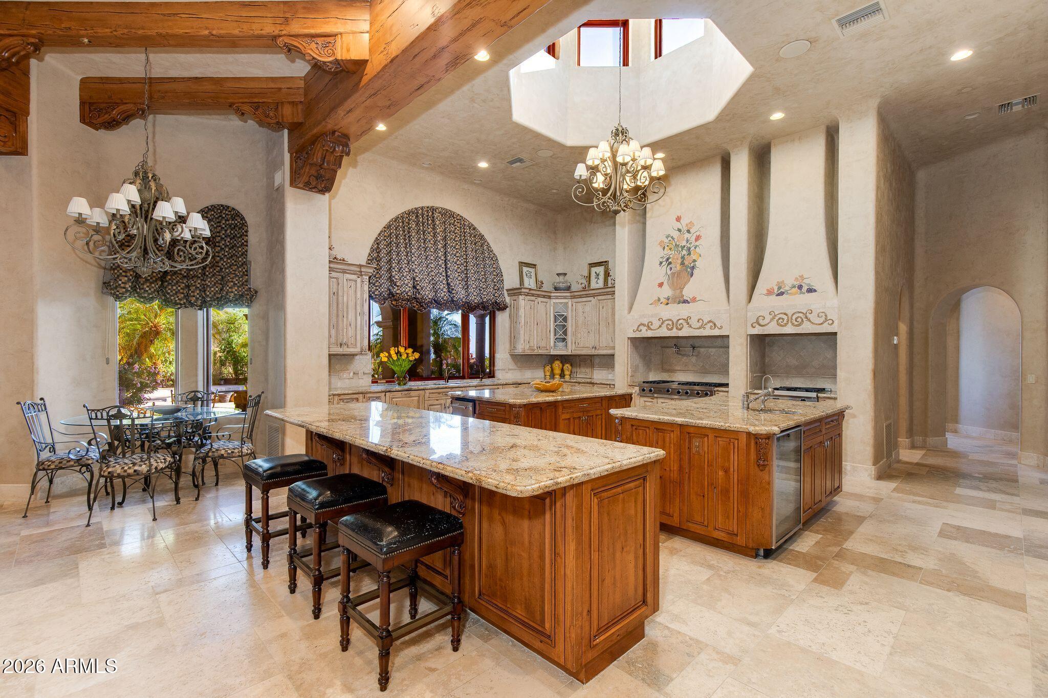 10070 E BALANCING ROCK Road