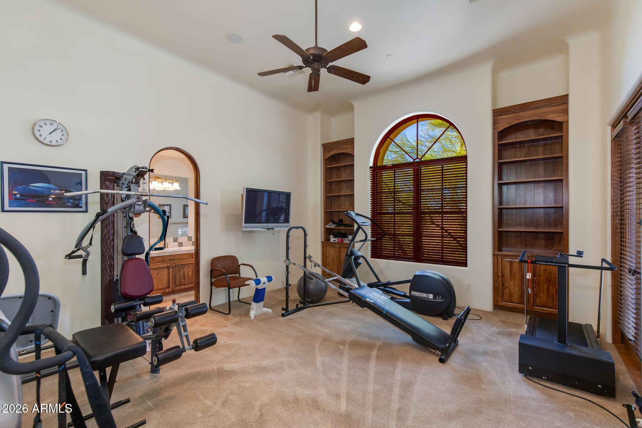 10070 E BALANCING ROCK Road