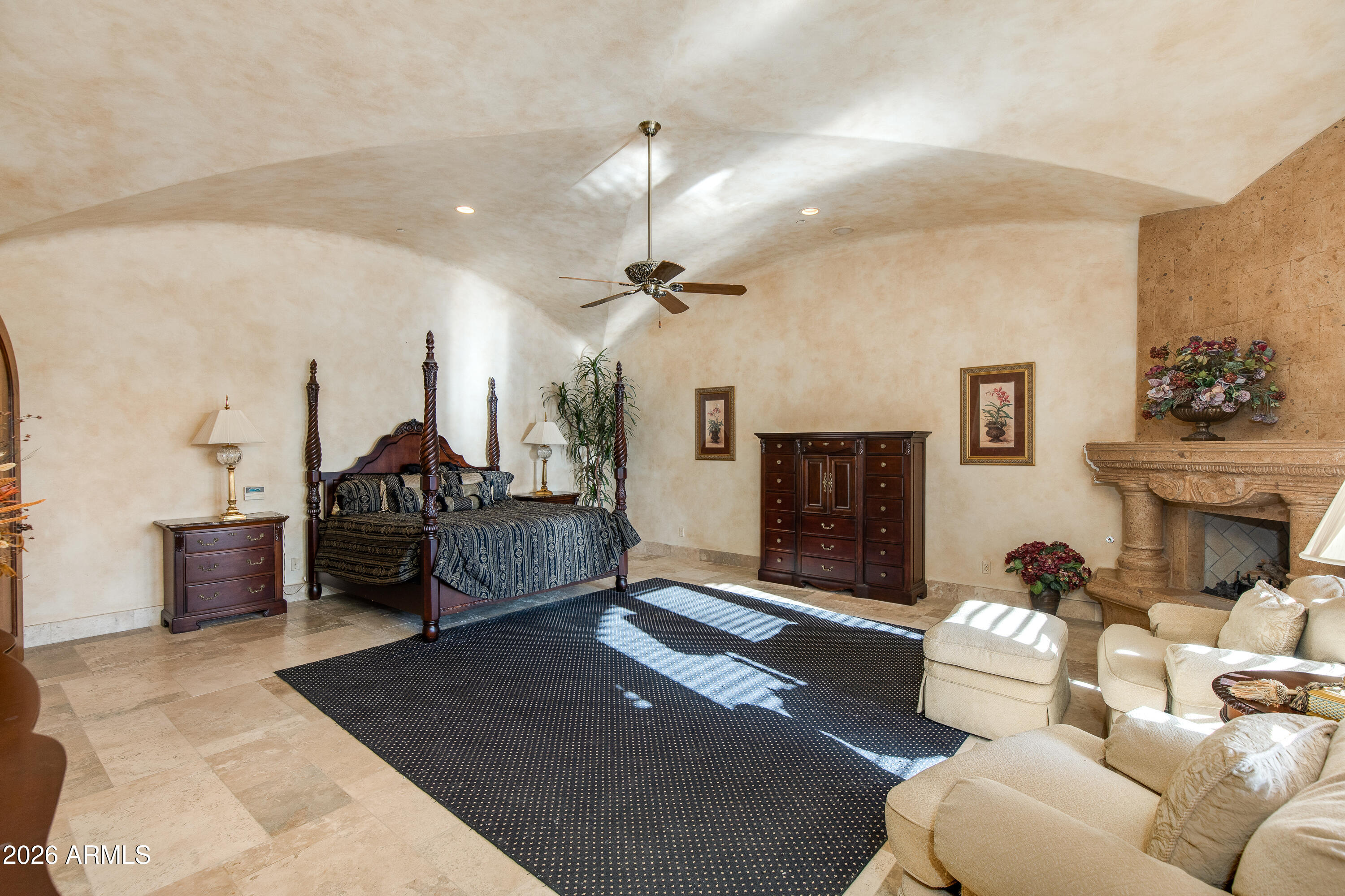 10070 E BALANCING ROCK Road
