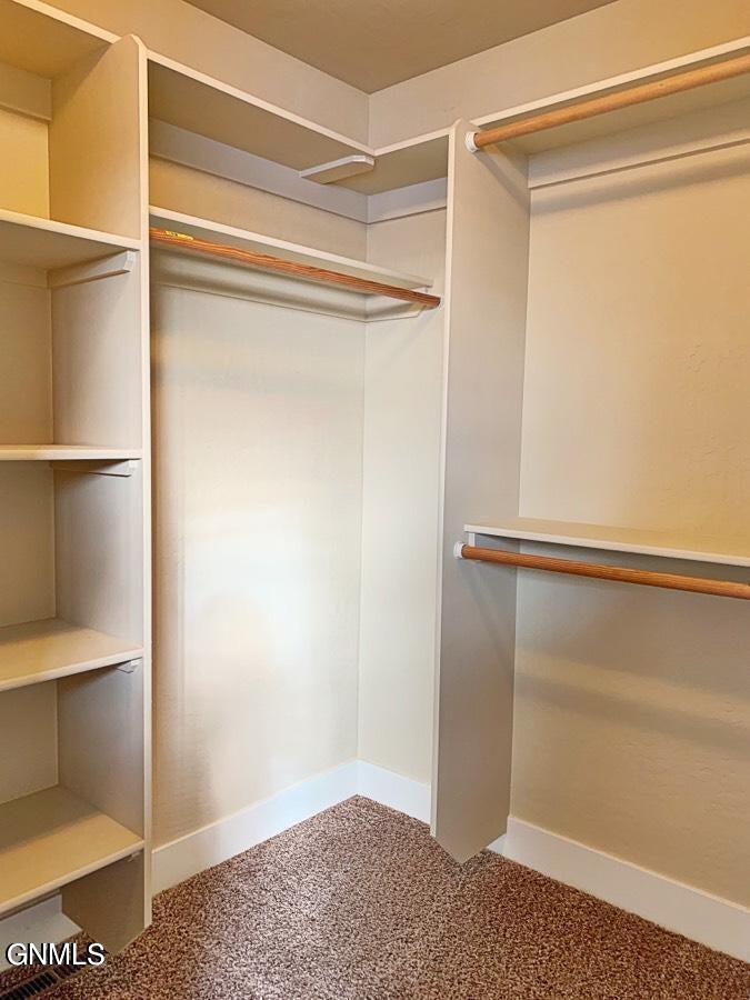 3000-3004 Golden Vista Avenue