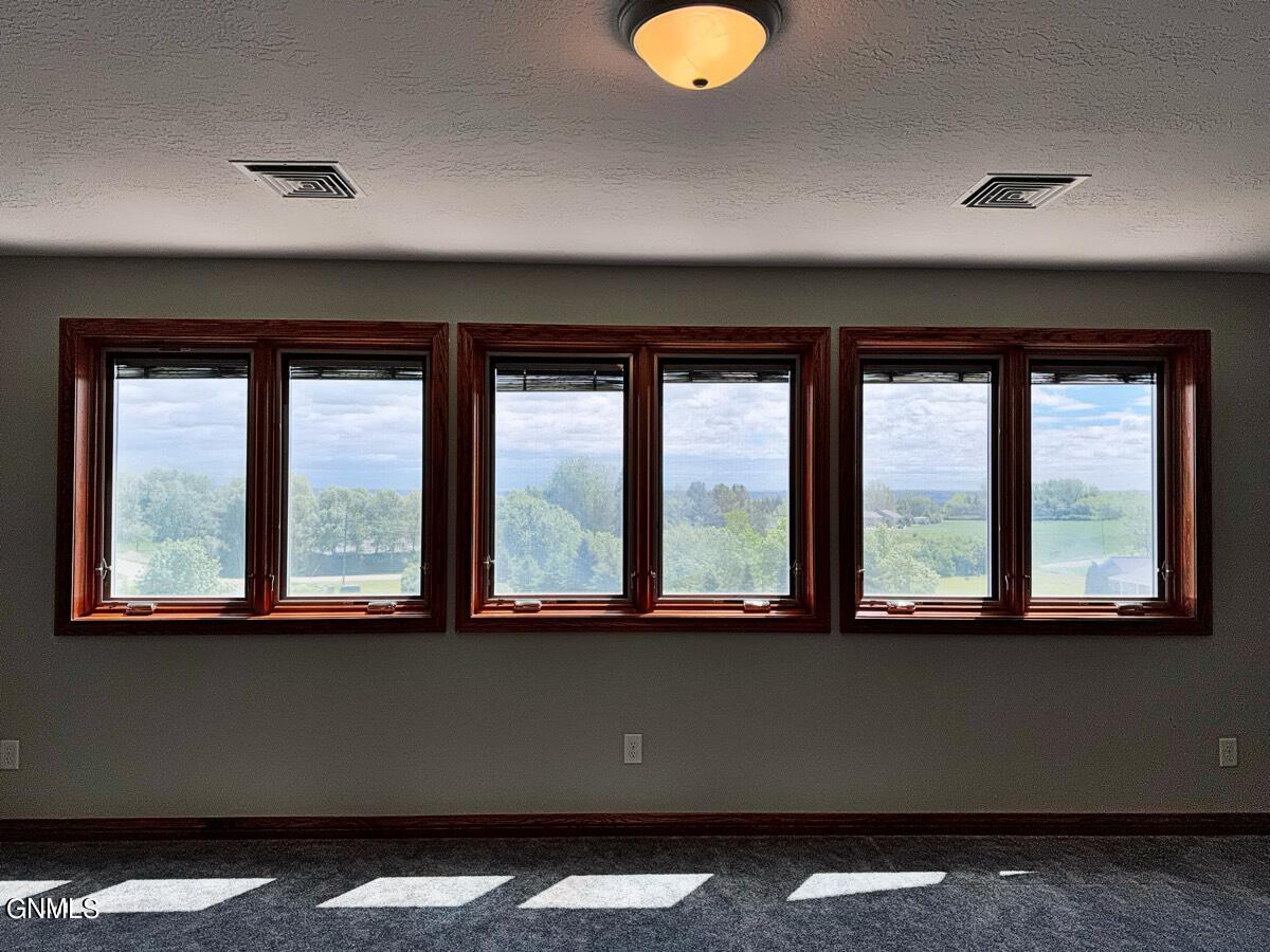 4965 140th Avenue NW