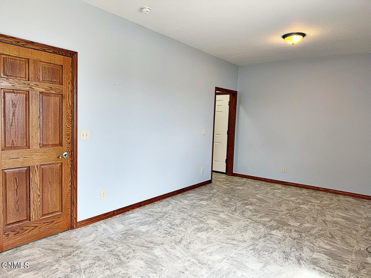 4965 140th Avenue NW