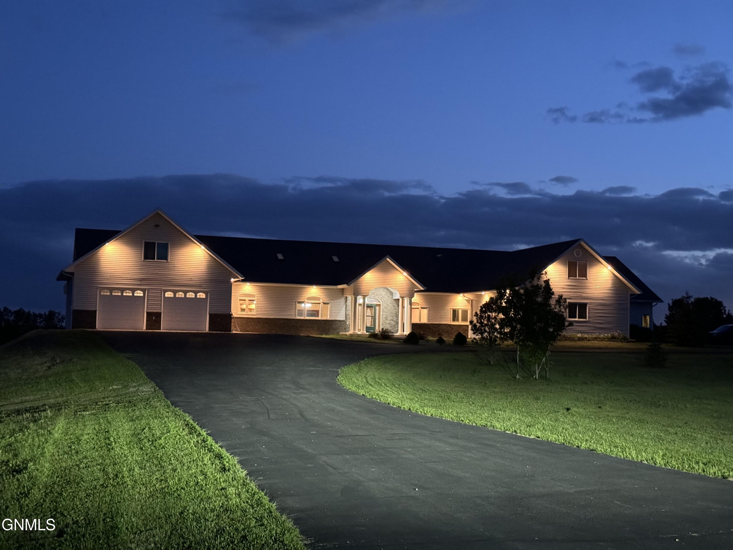 4965 140th Avenue NW