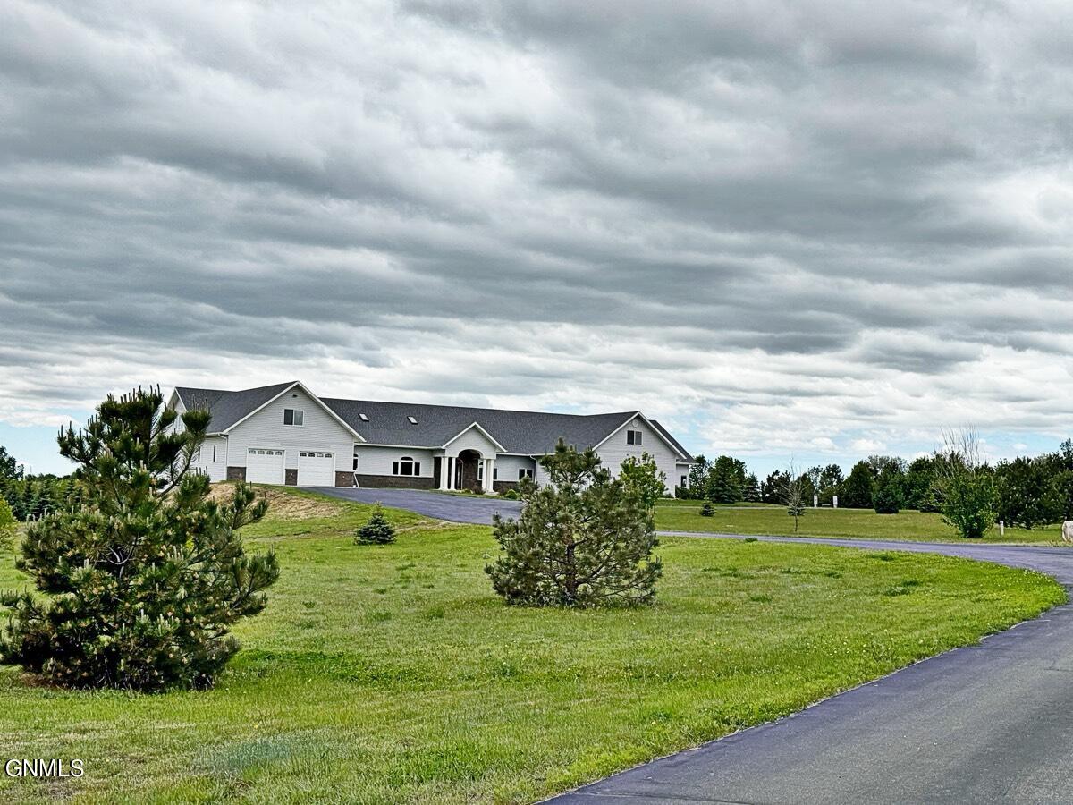 4965 140th Avenue NW