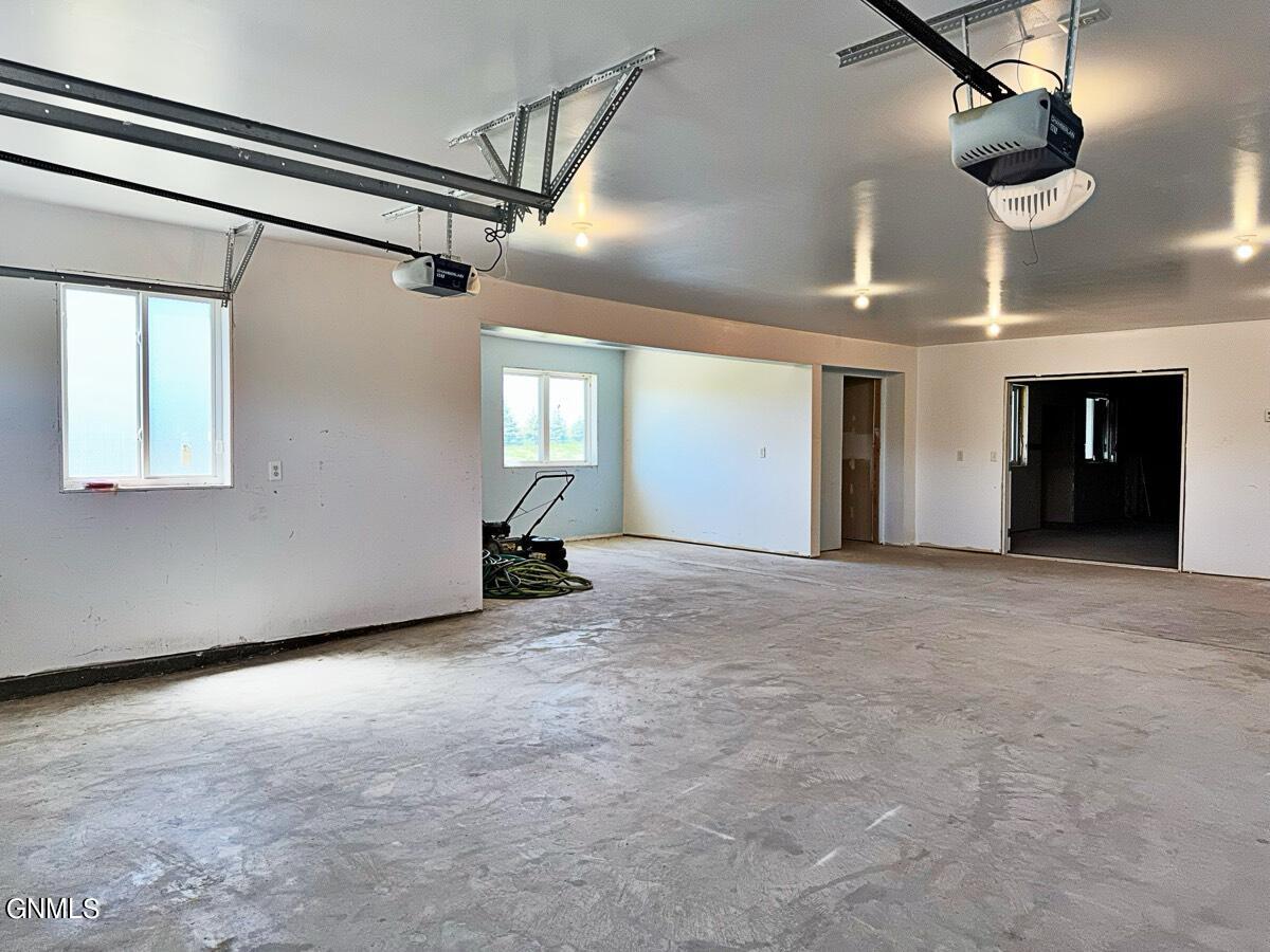 4965 140th Avenue NW