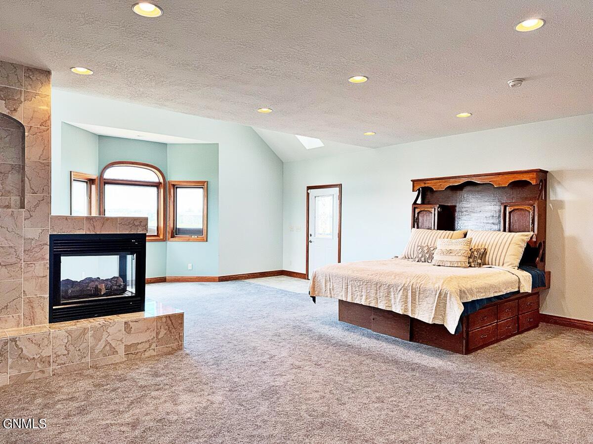 4965 140th Avenue NW