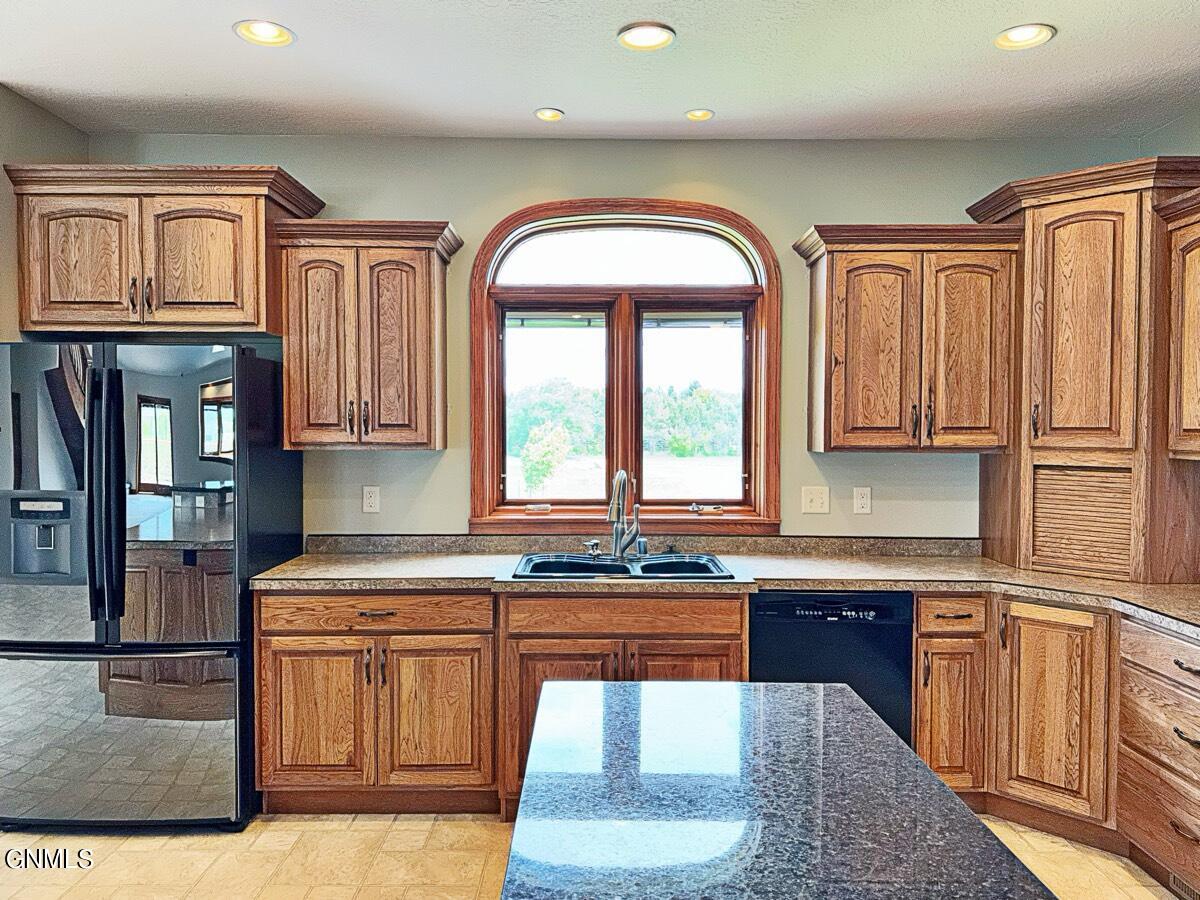 4965 140th Avenue NW