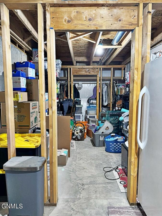 3102 Golden Vista Avenue