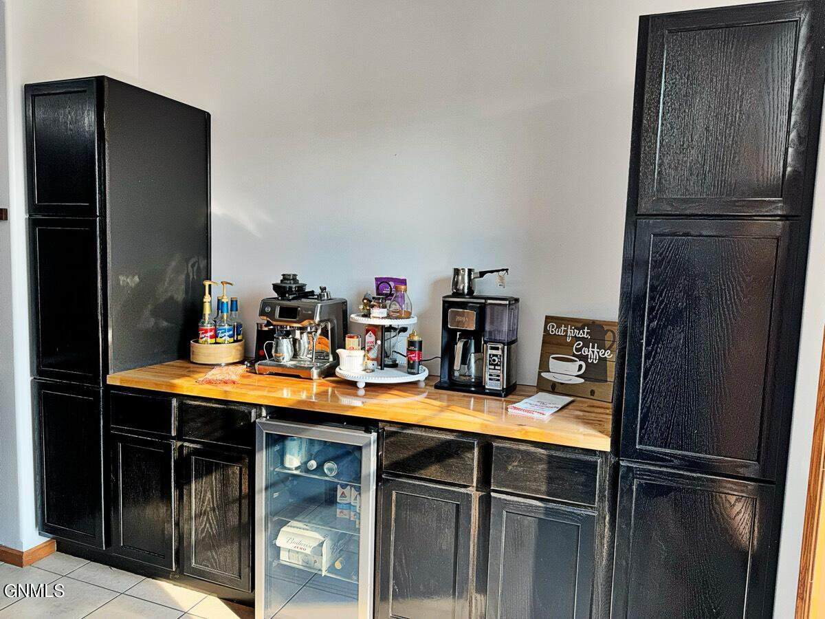 3102 Golden Vista Avenue