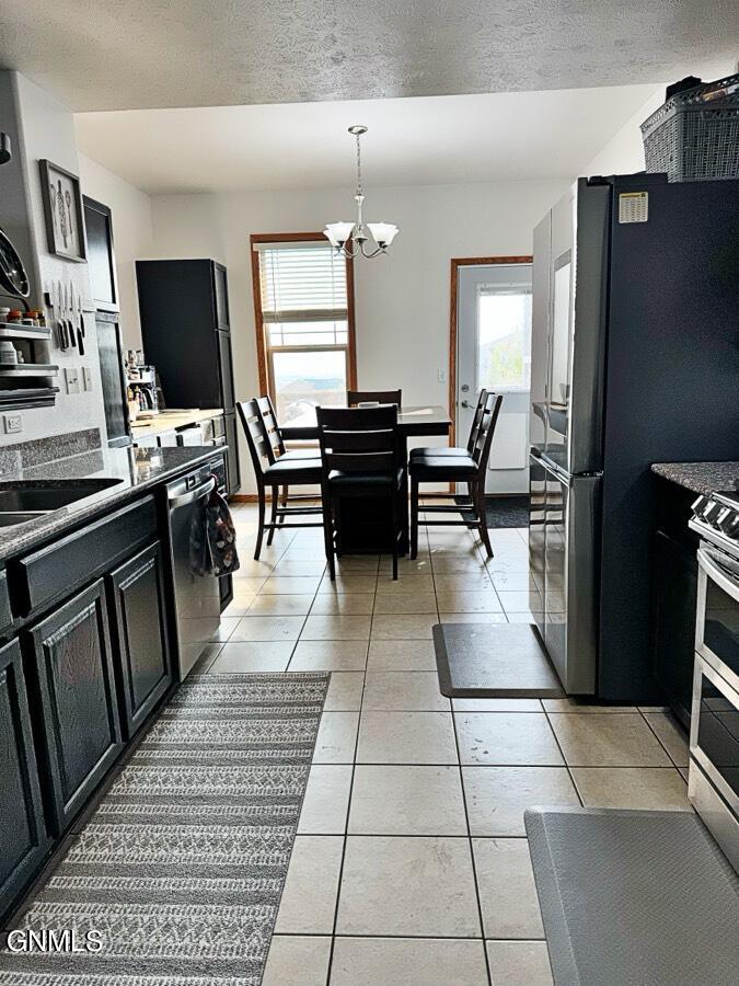 3102 Golden Vista Avenue