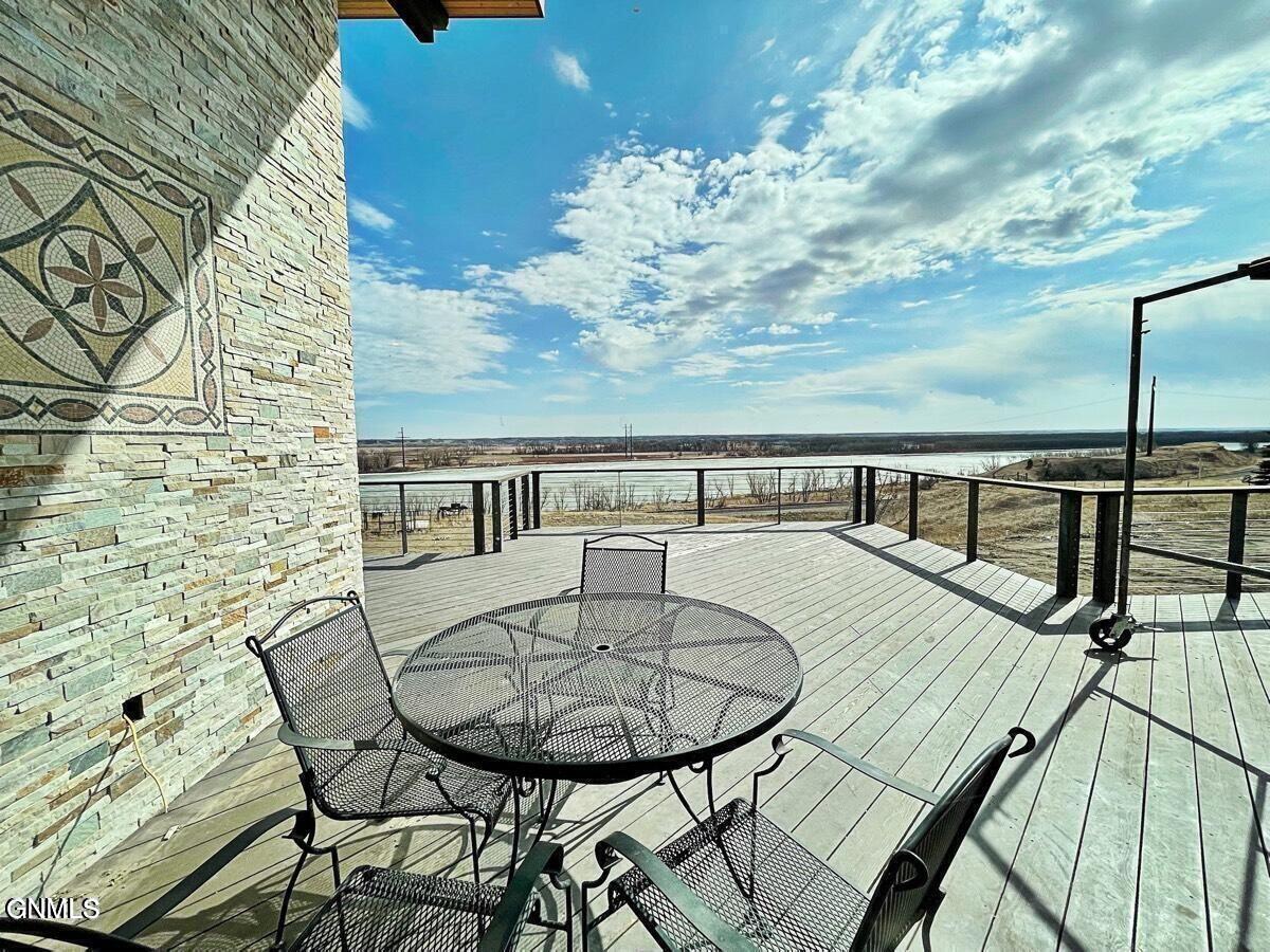 14044 48th Street NW