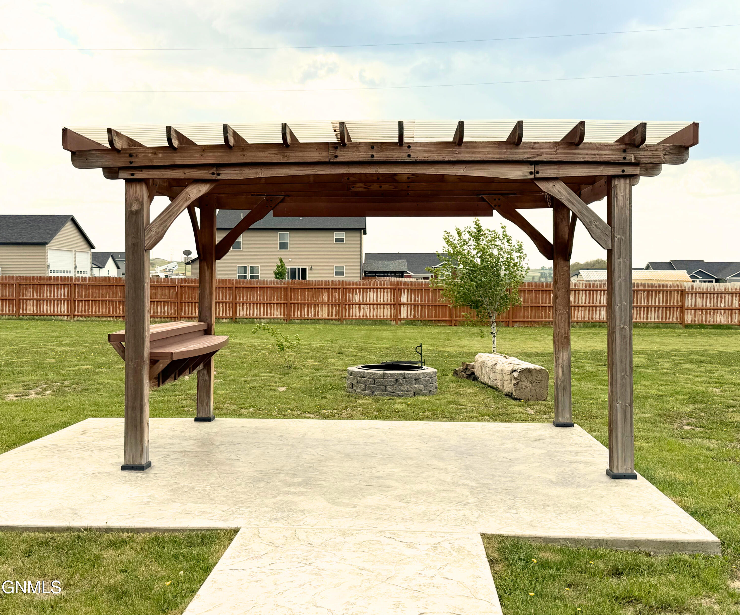 13344 Yellowstone Meadow Street