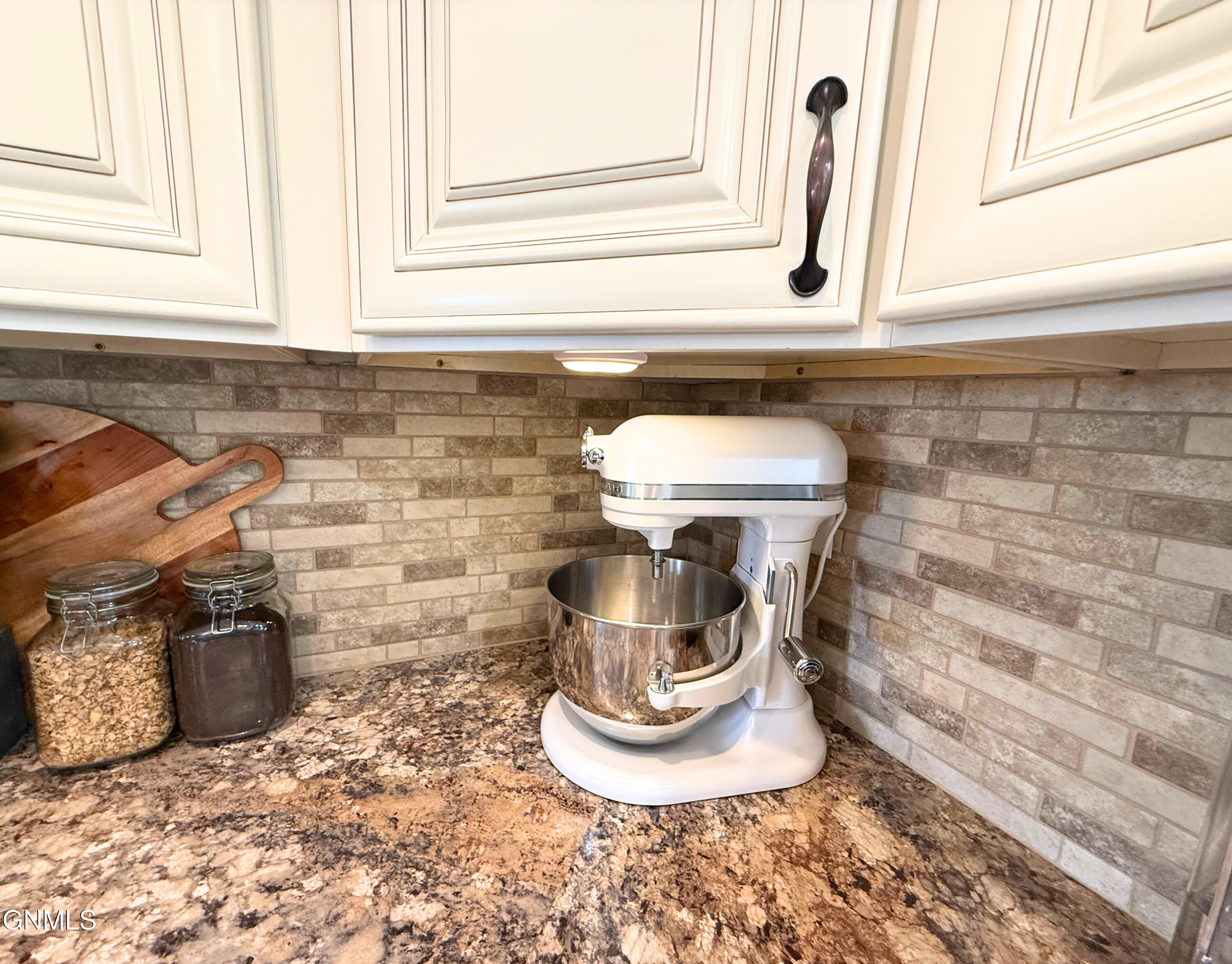 13344 Yellowstone Meadow Street