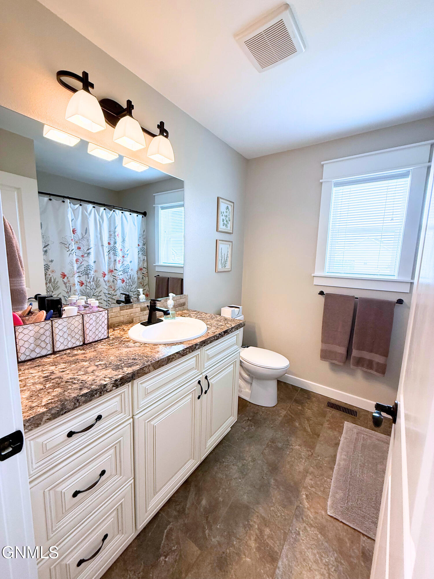 13344 Yellowstone Meadow Street