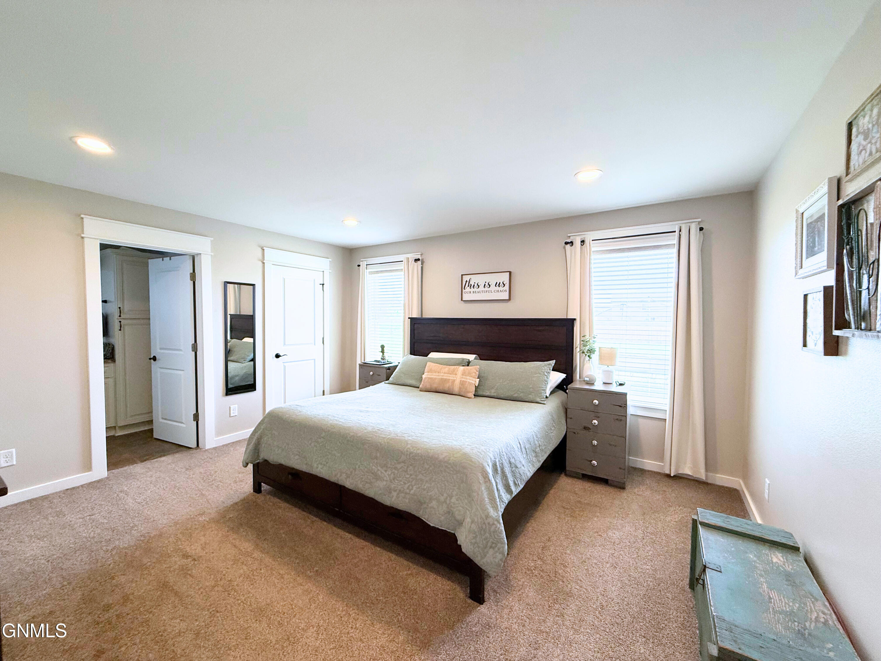 13344 Yellowstone Meadow Street