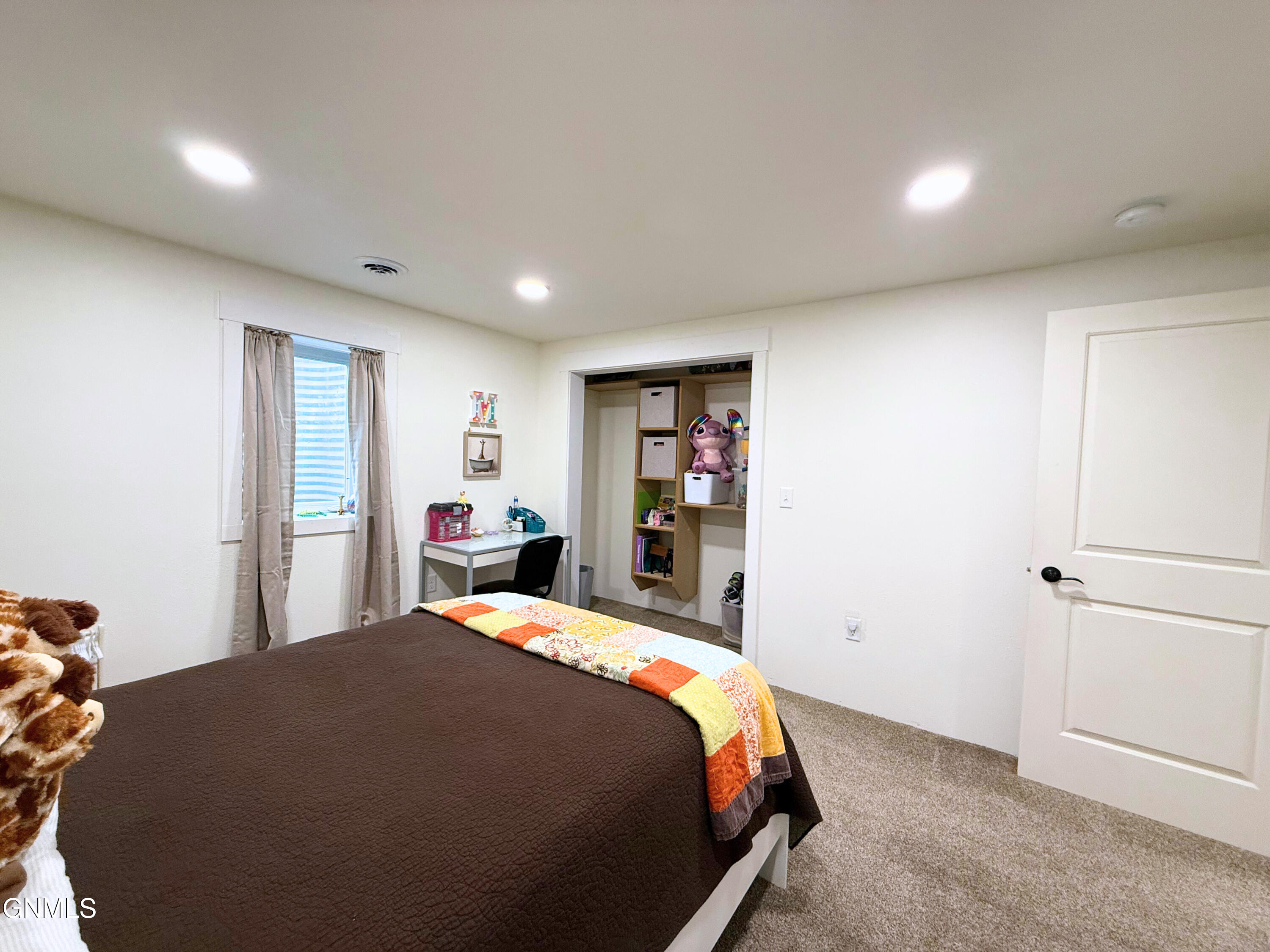 13344 Yellowstone Meadow Street