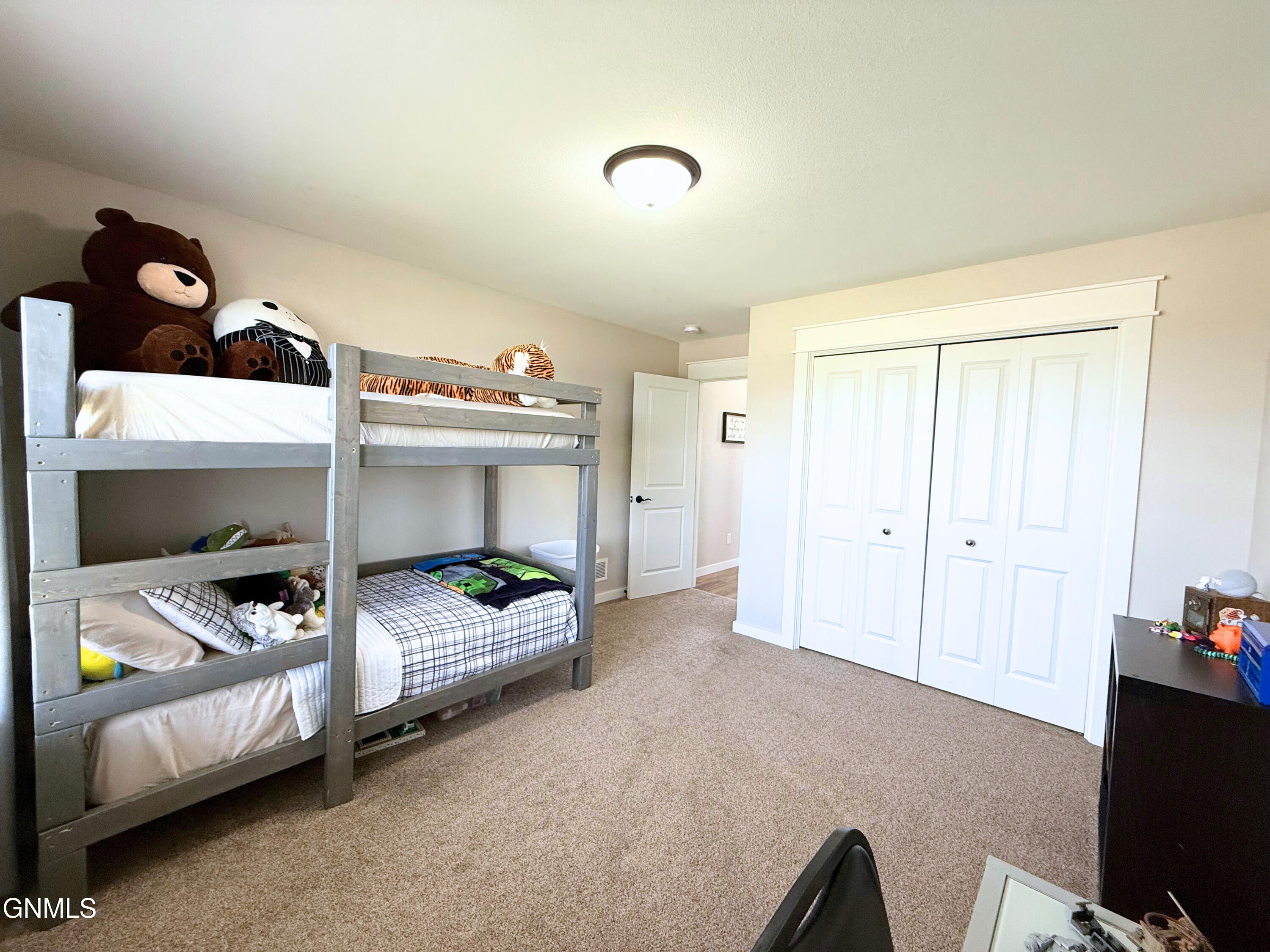 13344 Yellowstone Meadow Street