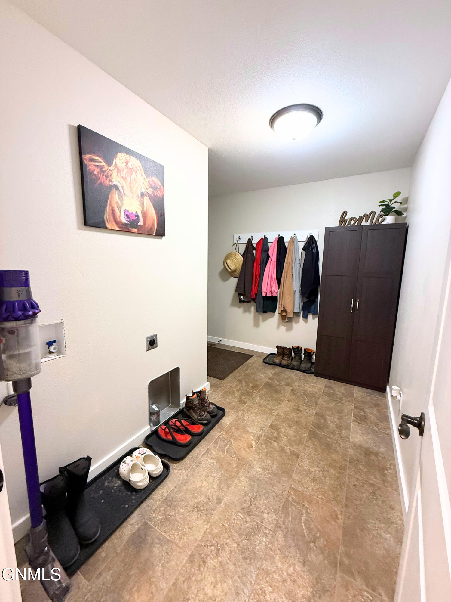 13344 Yellowstone Meadow Street