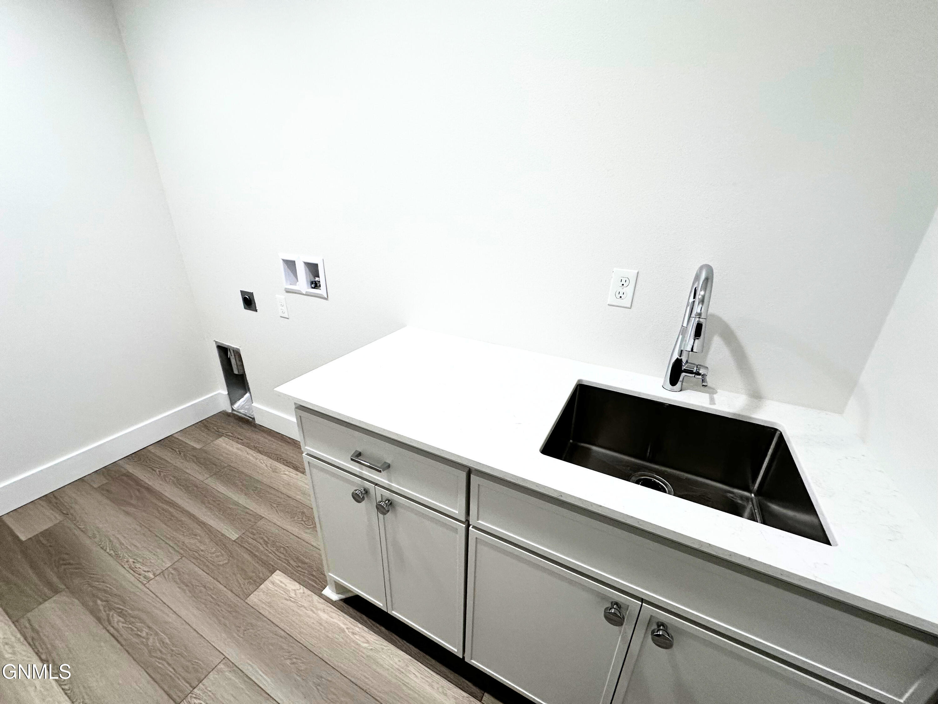 5062 Arrowhead Place, Williston