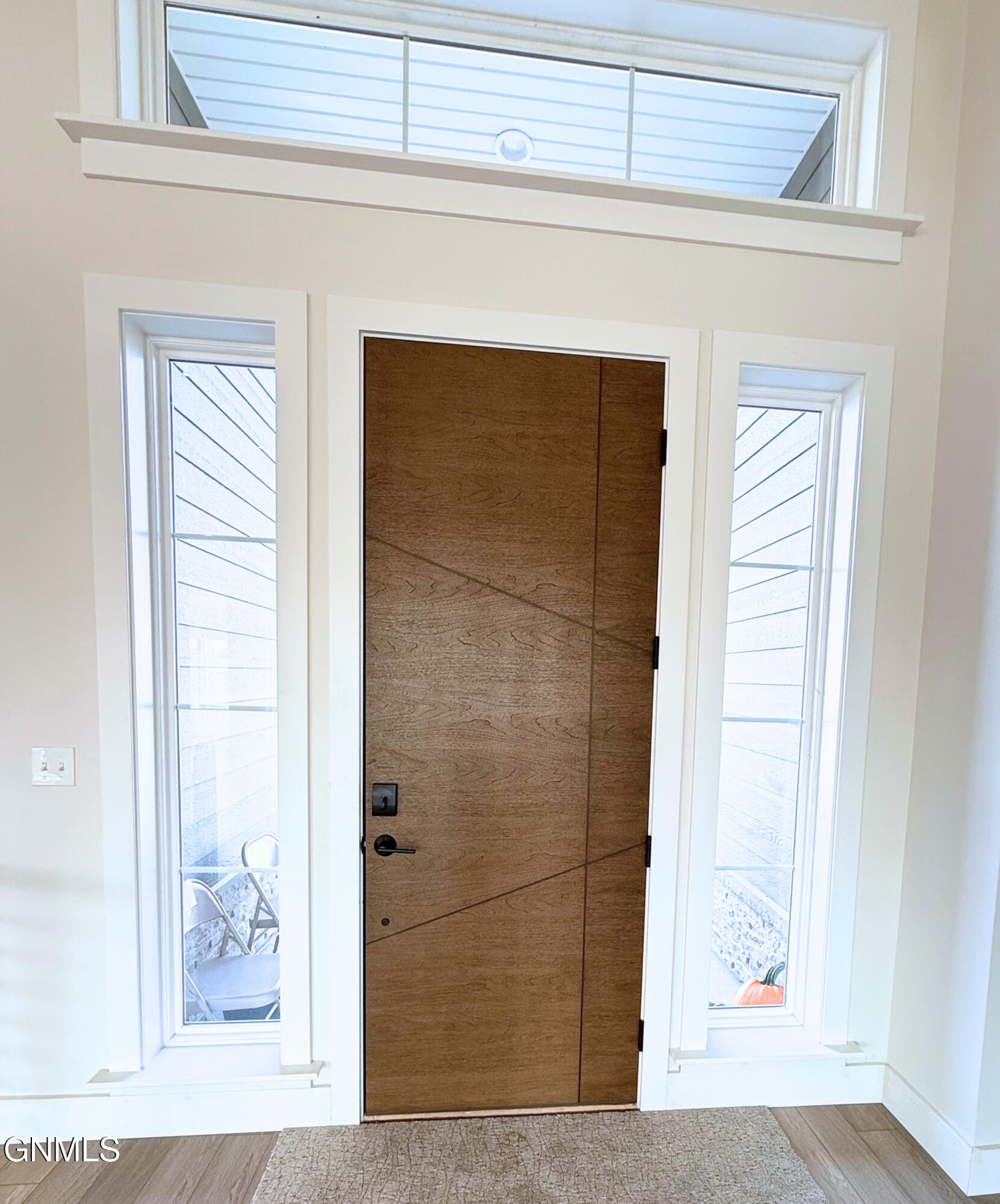 5062 Arrowhead Place