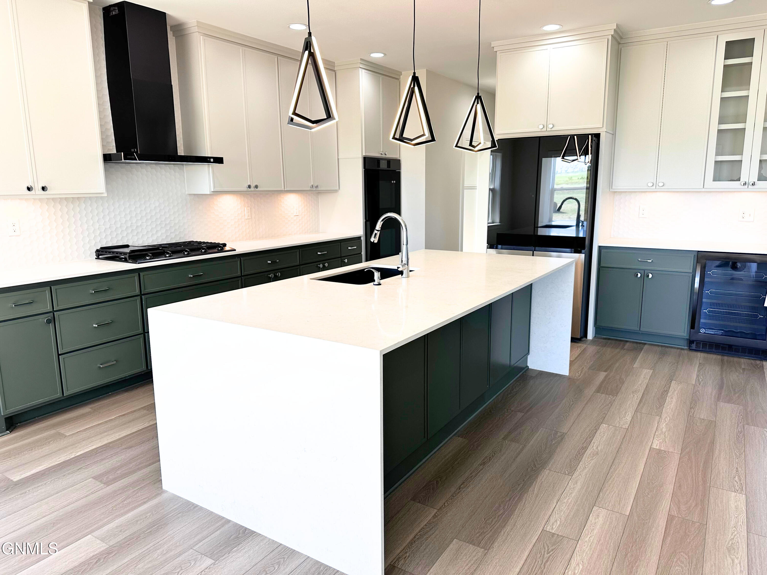 5062 Arrowhead Place