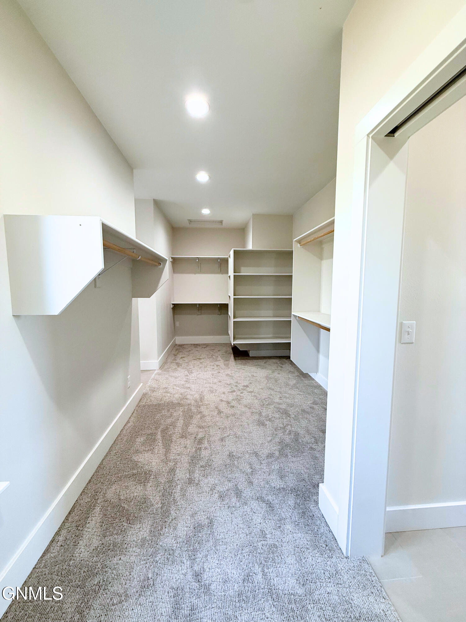 5062 Arrowhead Place, Williston