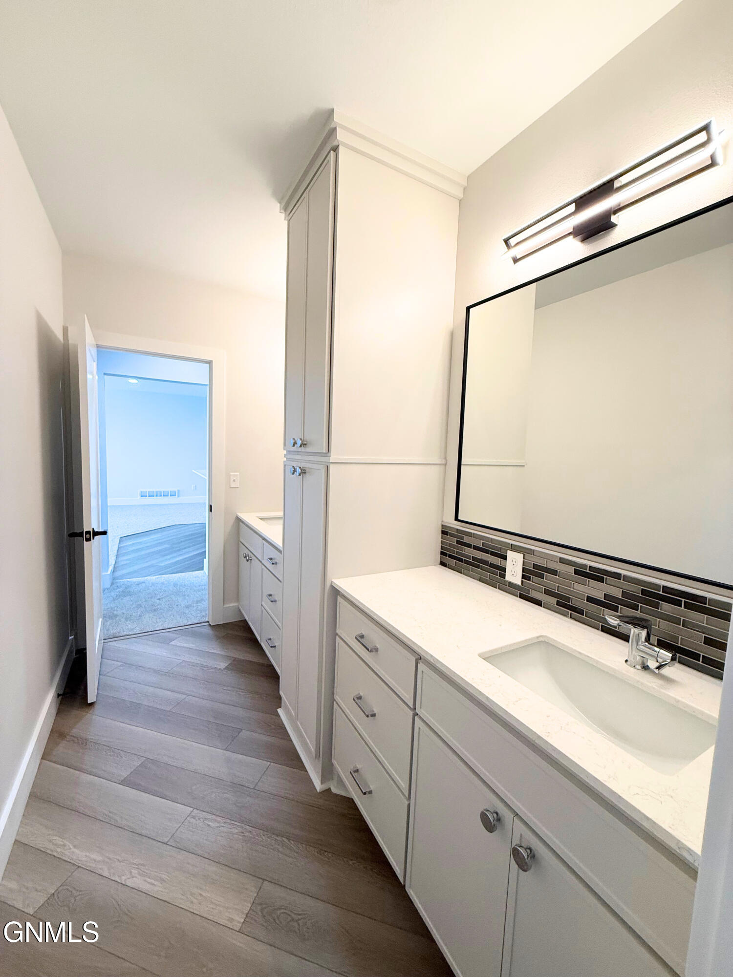 5062 Arrowhead Place