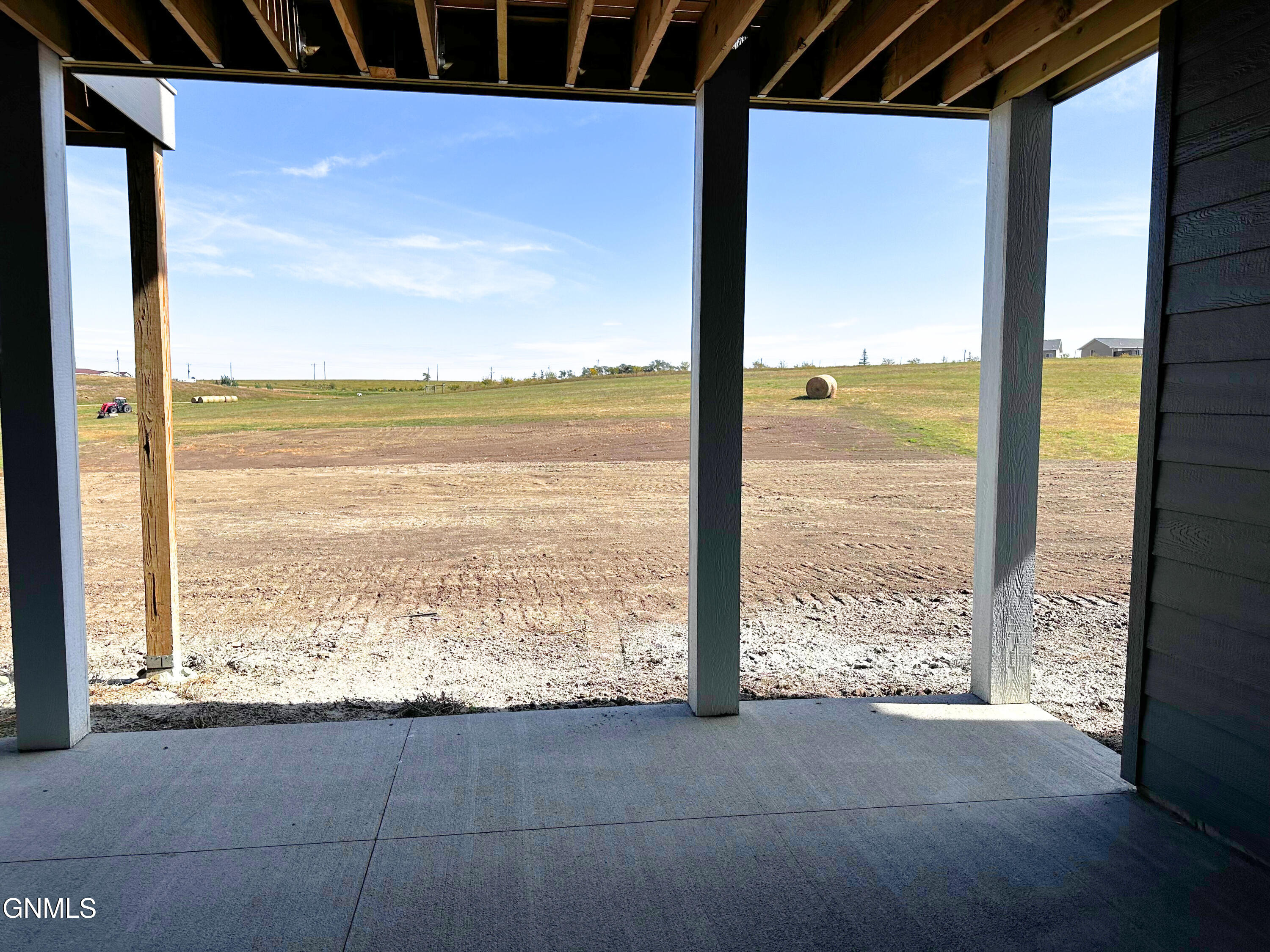 5062 Arrowhead Place, Williston