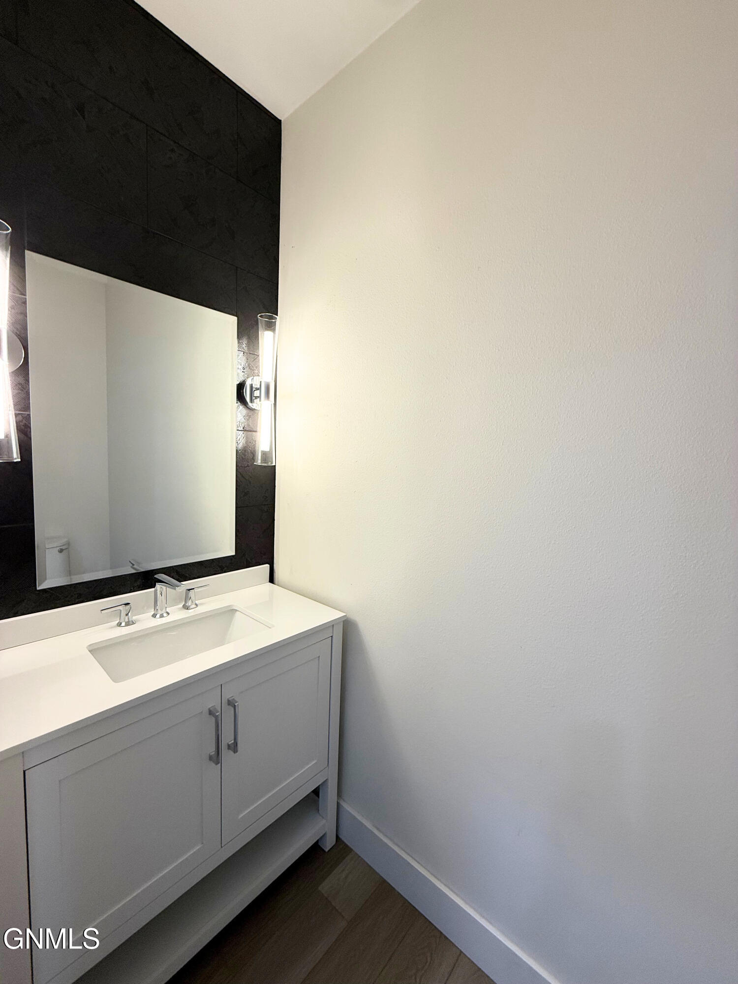 5062 Arrowhead Place