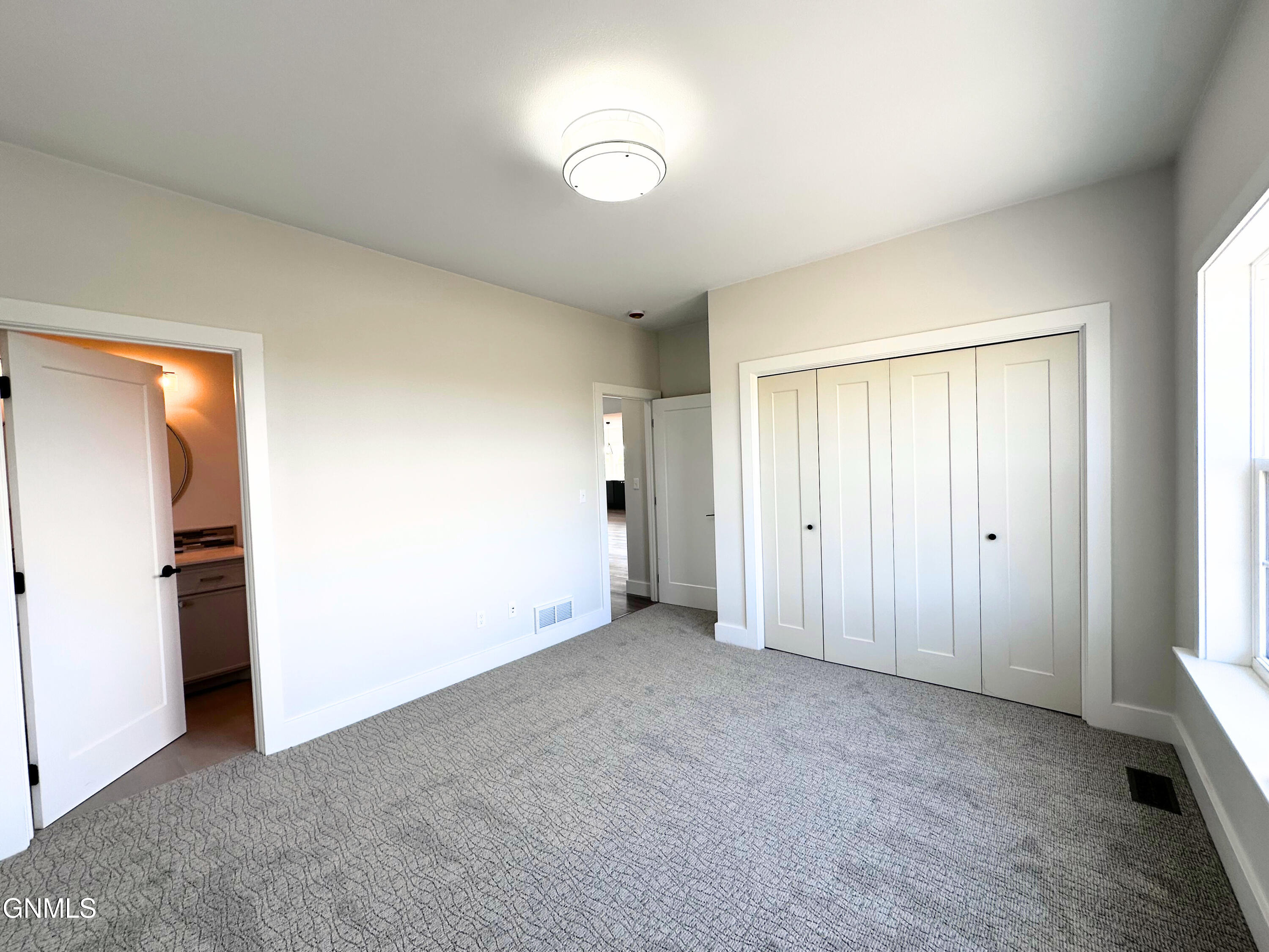 5062 Arrowhead Place