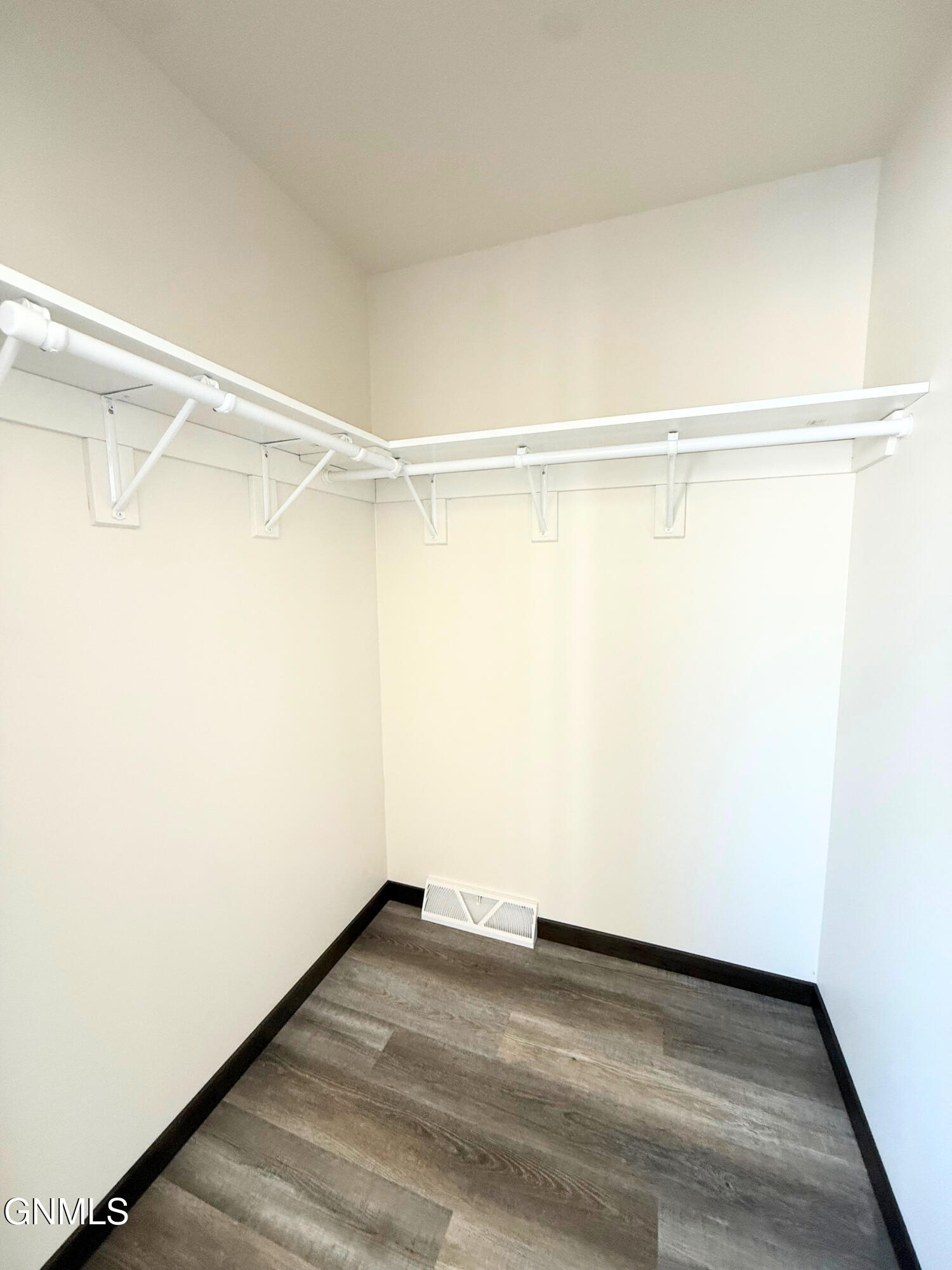 5081 Arrowhead Place