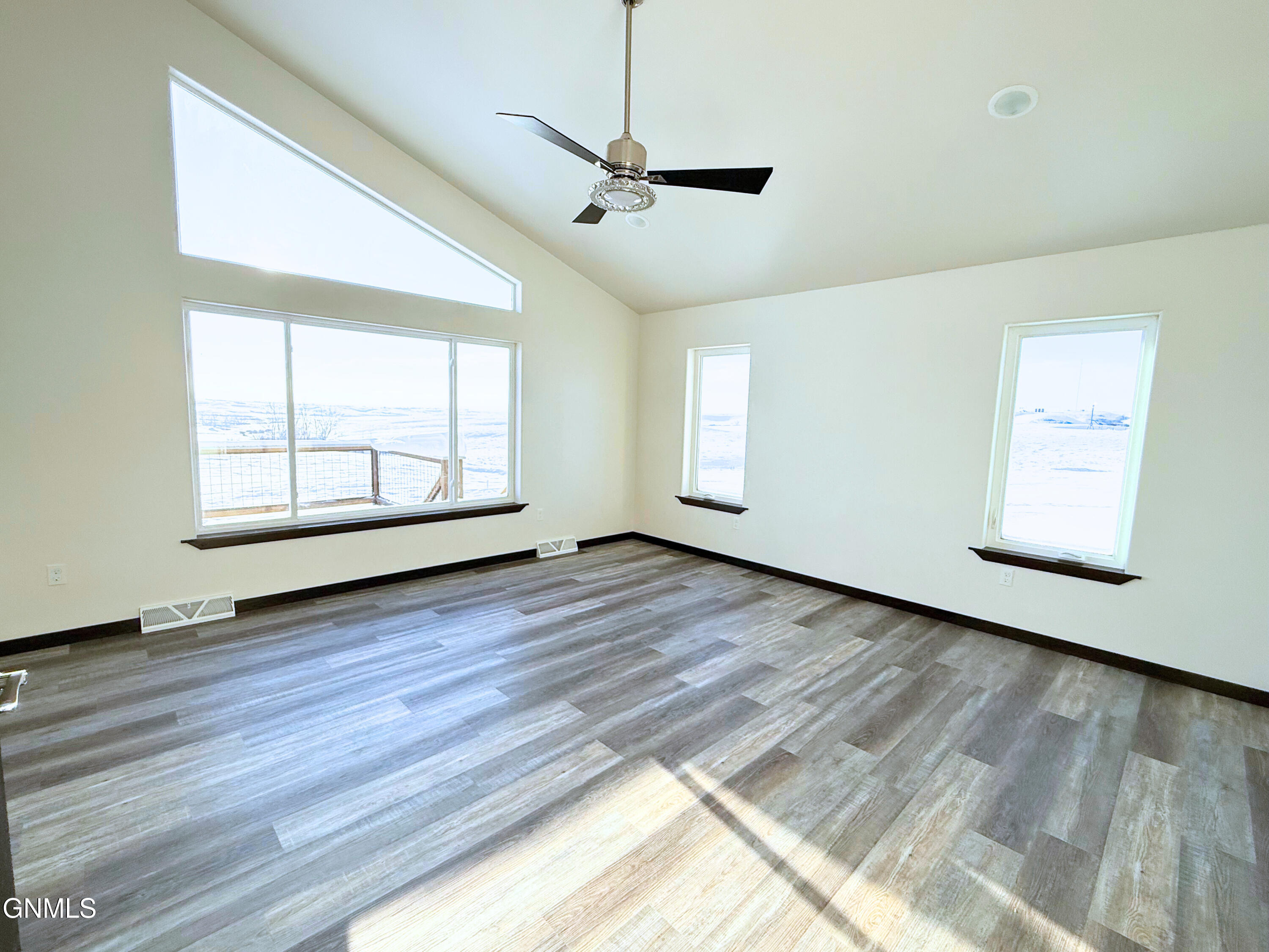 5081 Arrowhead Place