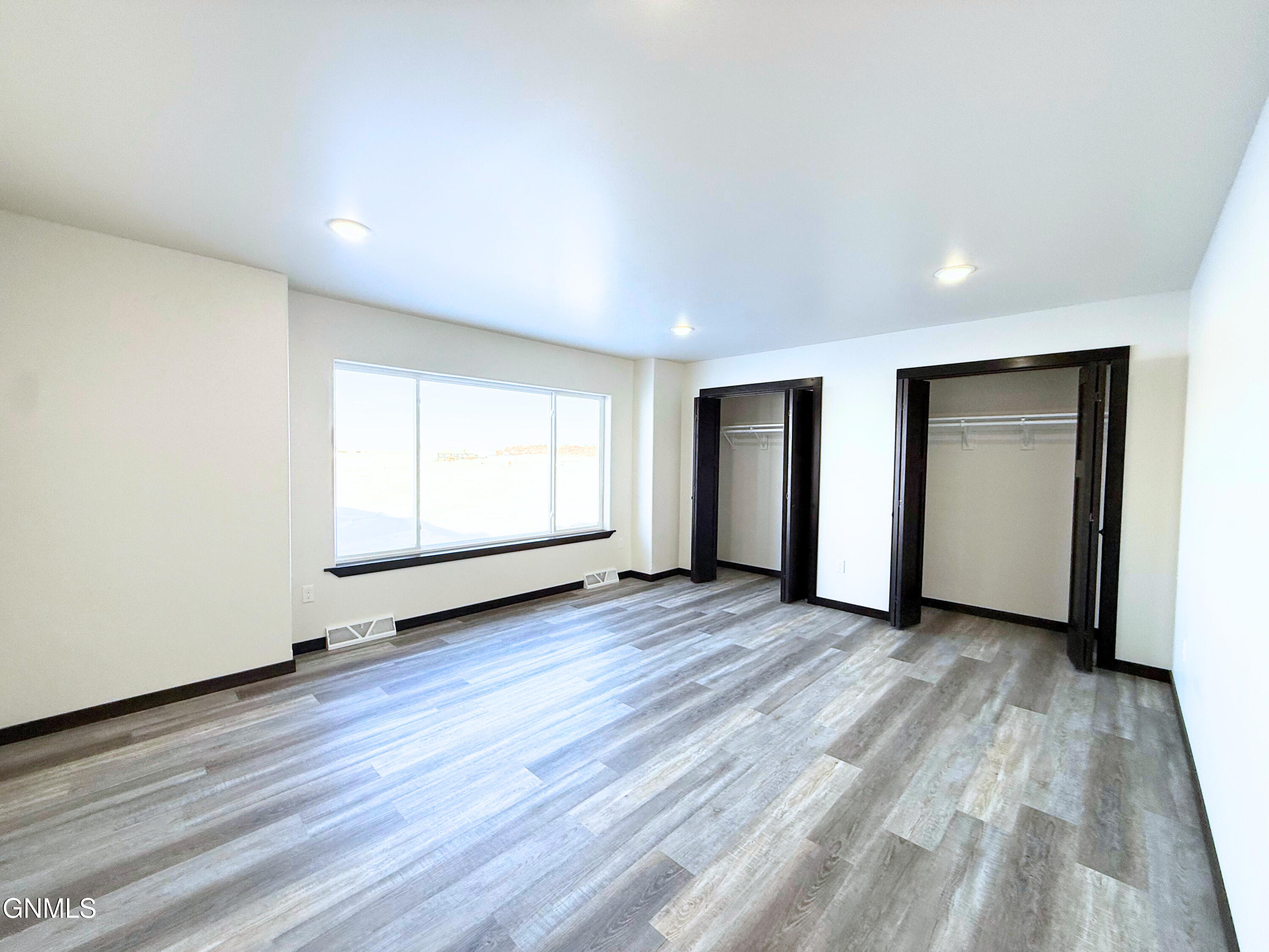 5081 Arrowhead Place