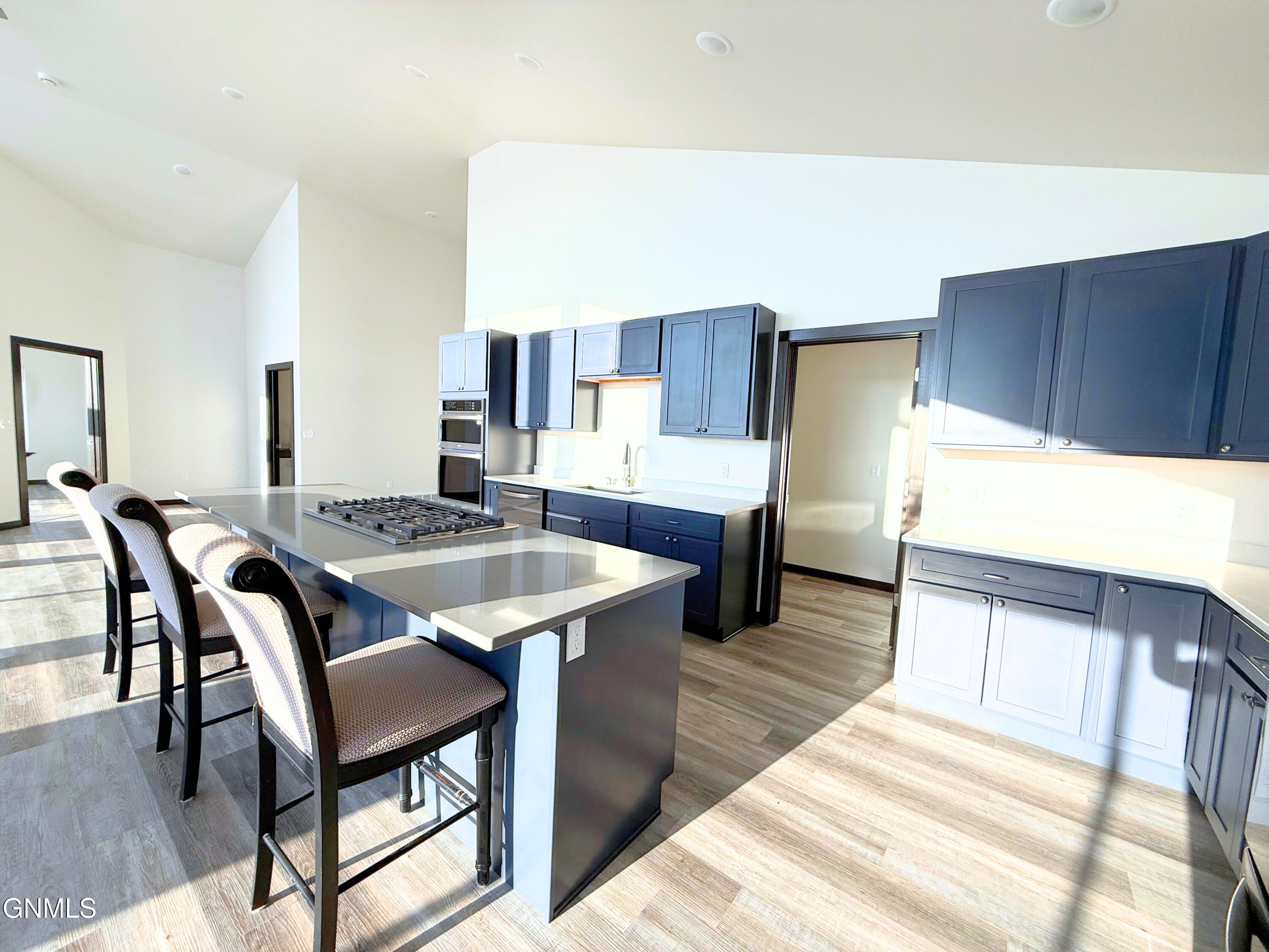 5081 Arrowhead Place