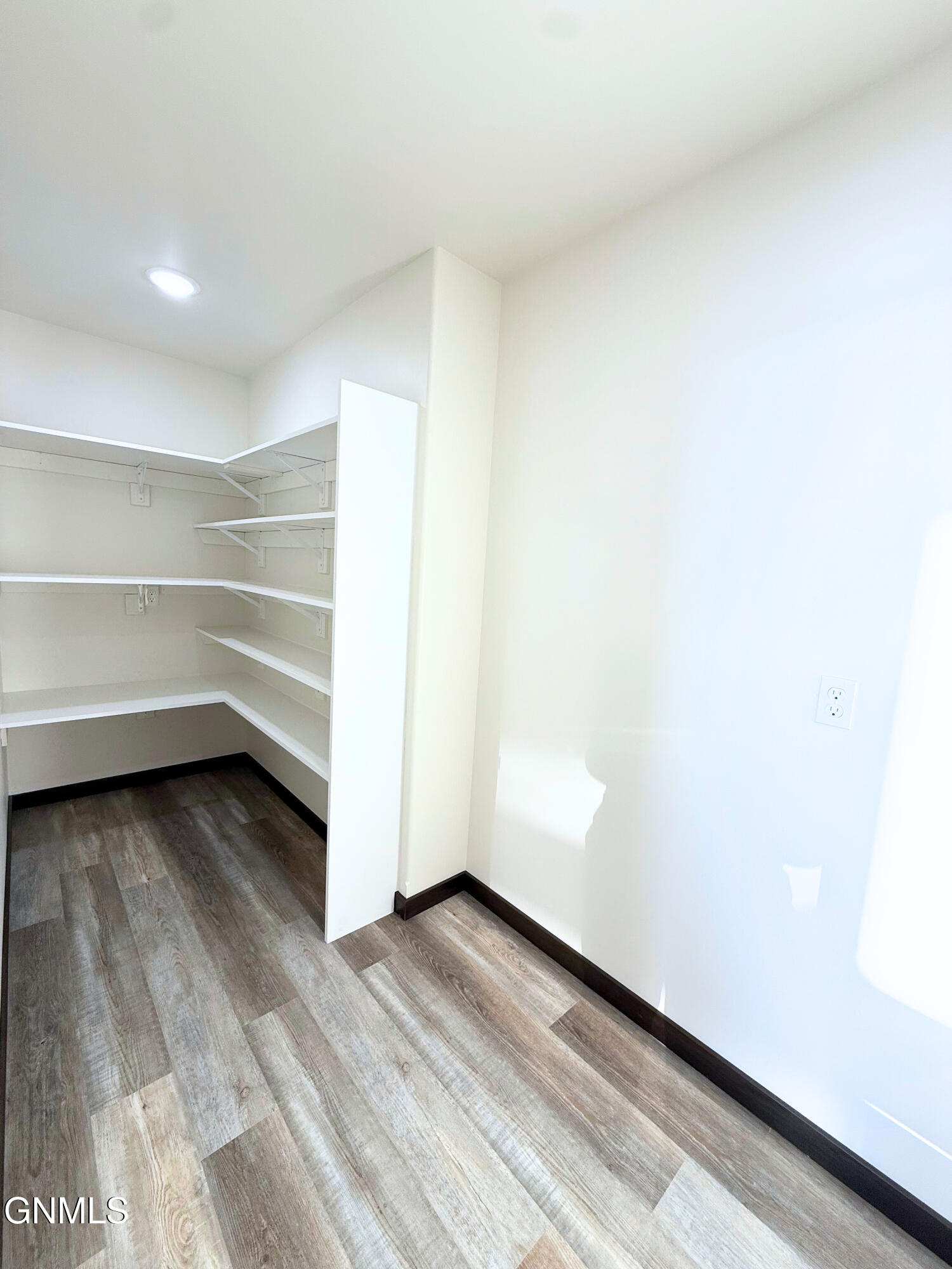 5081 Arrowhead Place