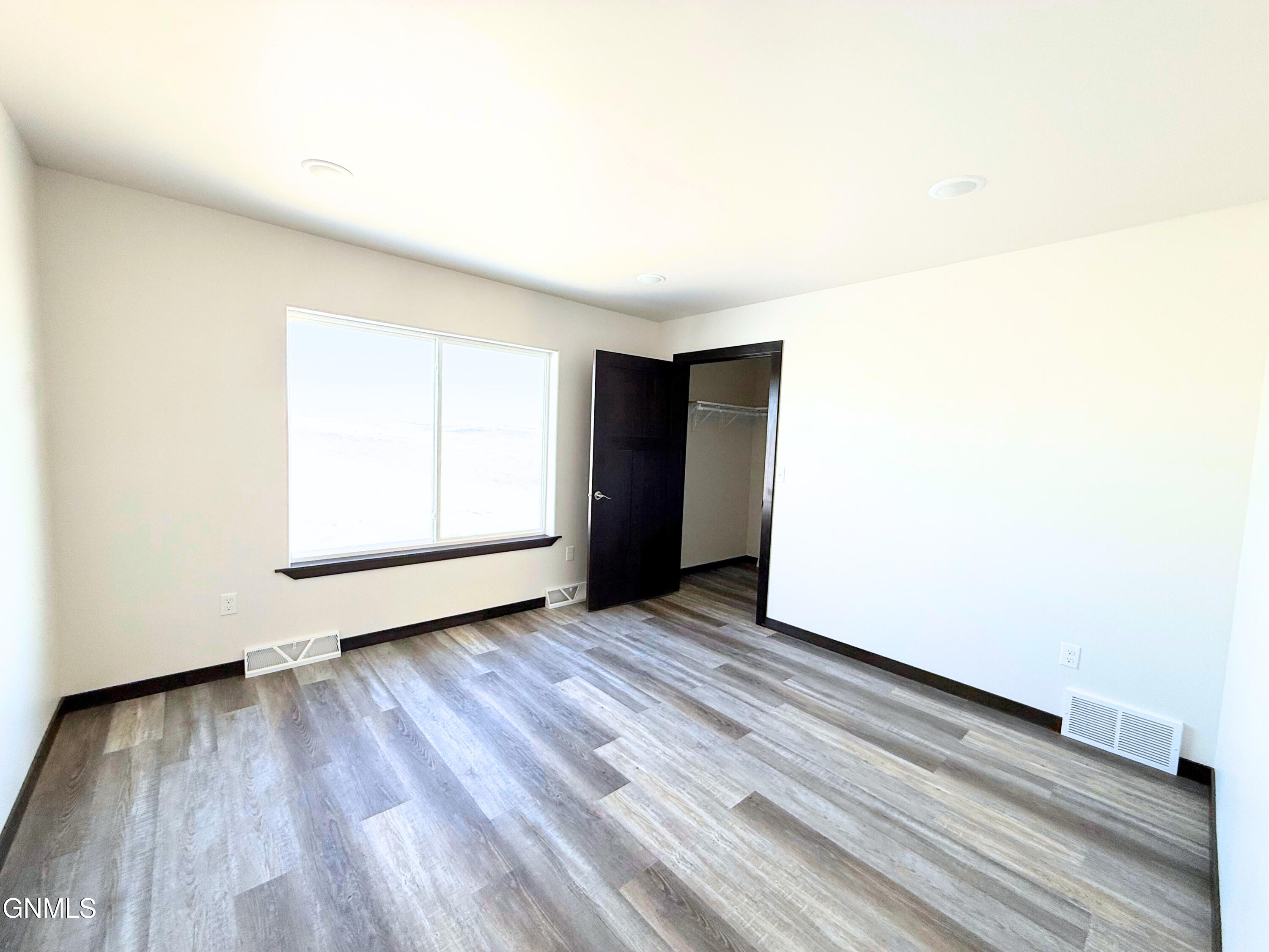 5081 Arrowhead Place